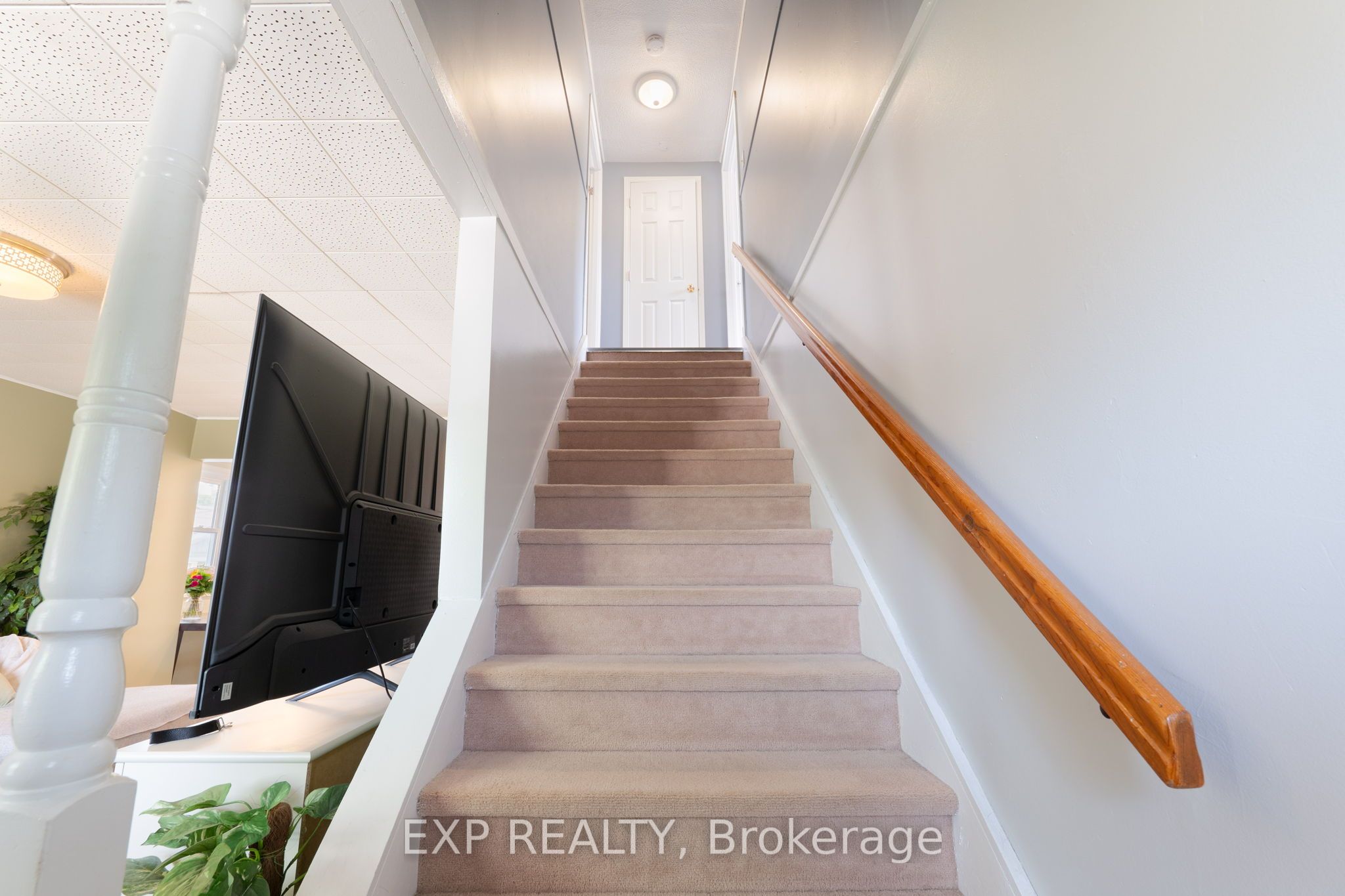 325 Simpson Avenue Property Photo 20
