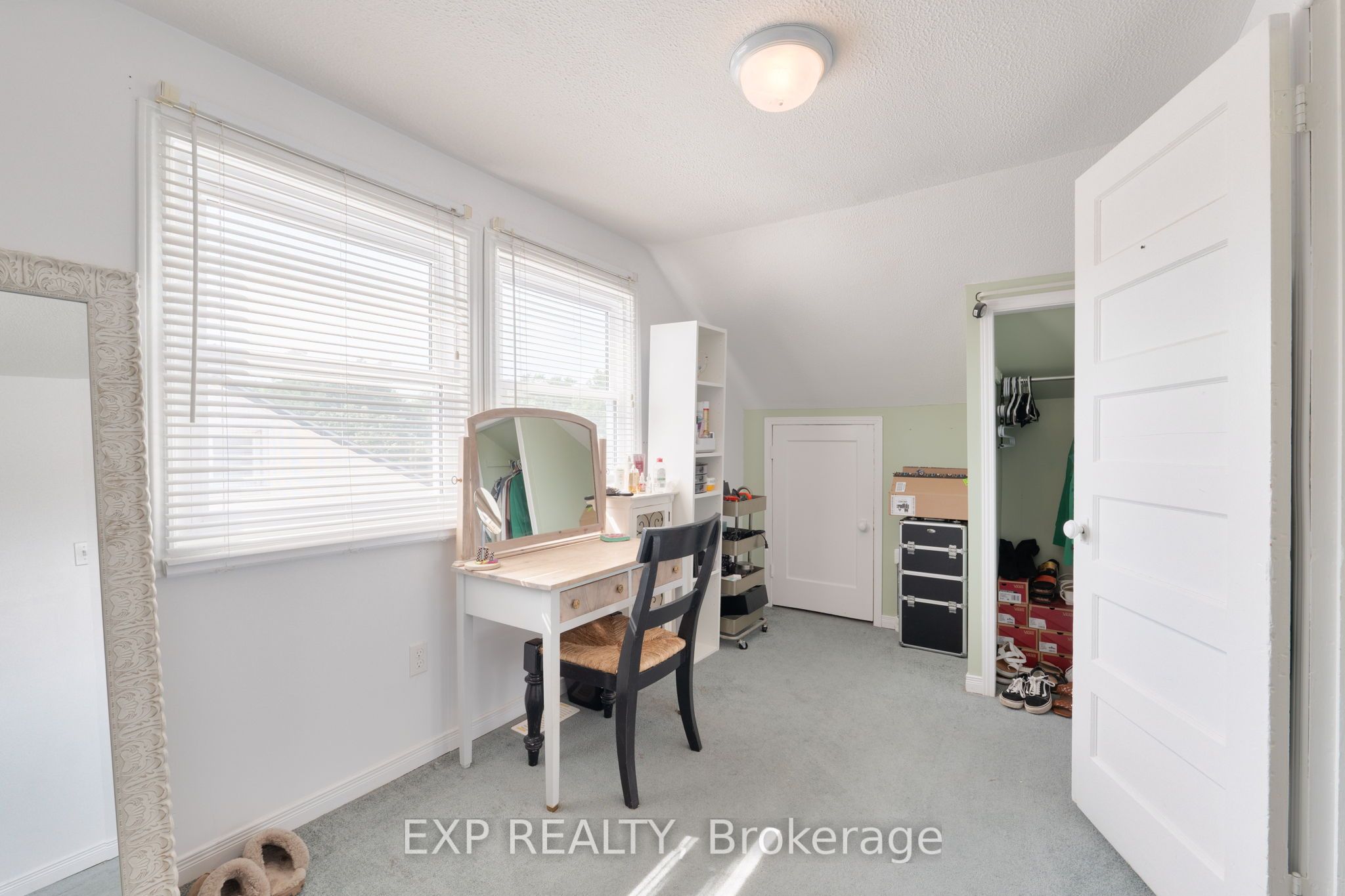 325 Simpson Avenue Property Photo 22