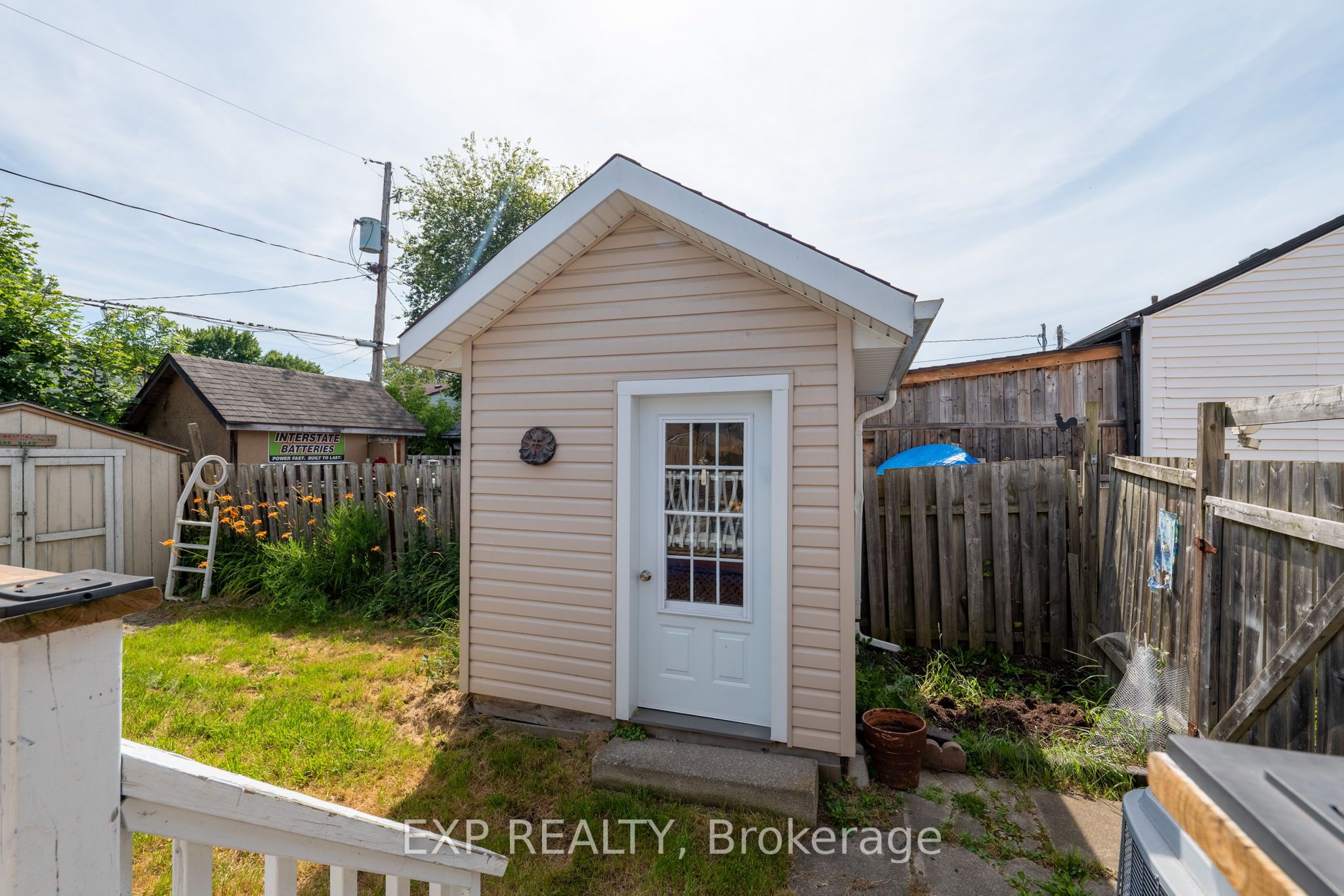 325 Simpson Avenue Property Photo 32