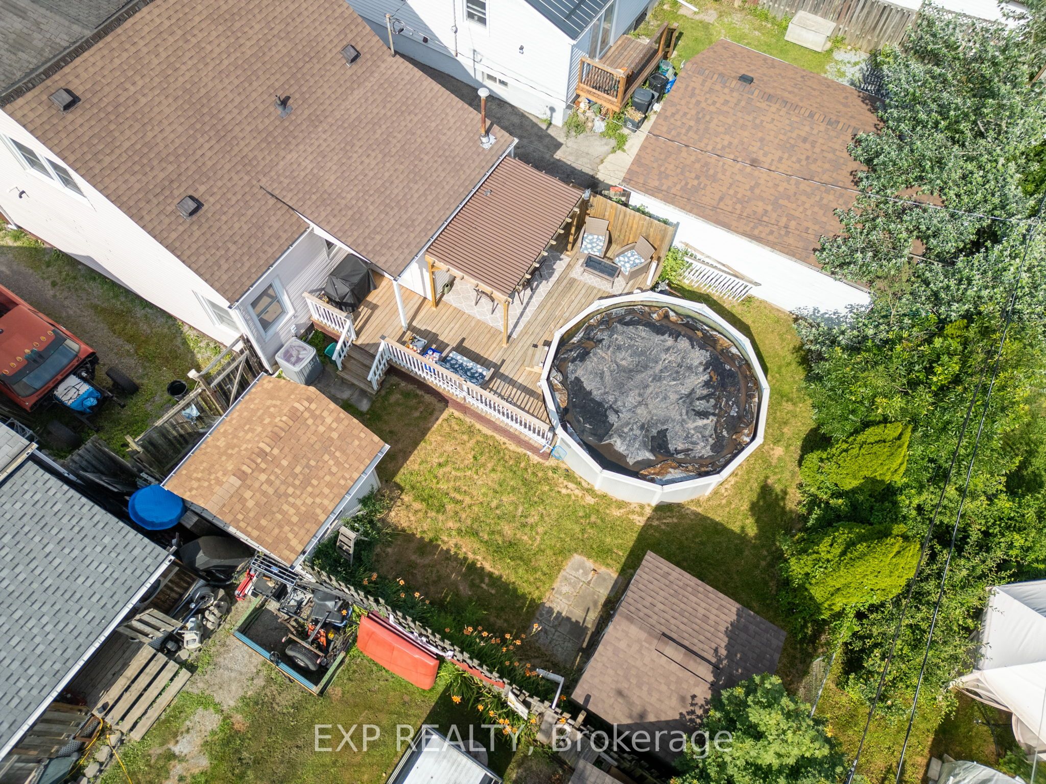 325 Simpson Avenue Property Photo 34