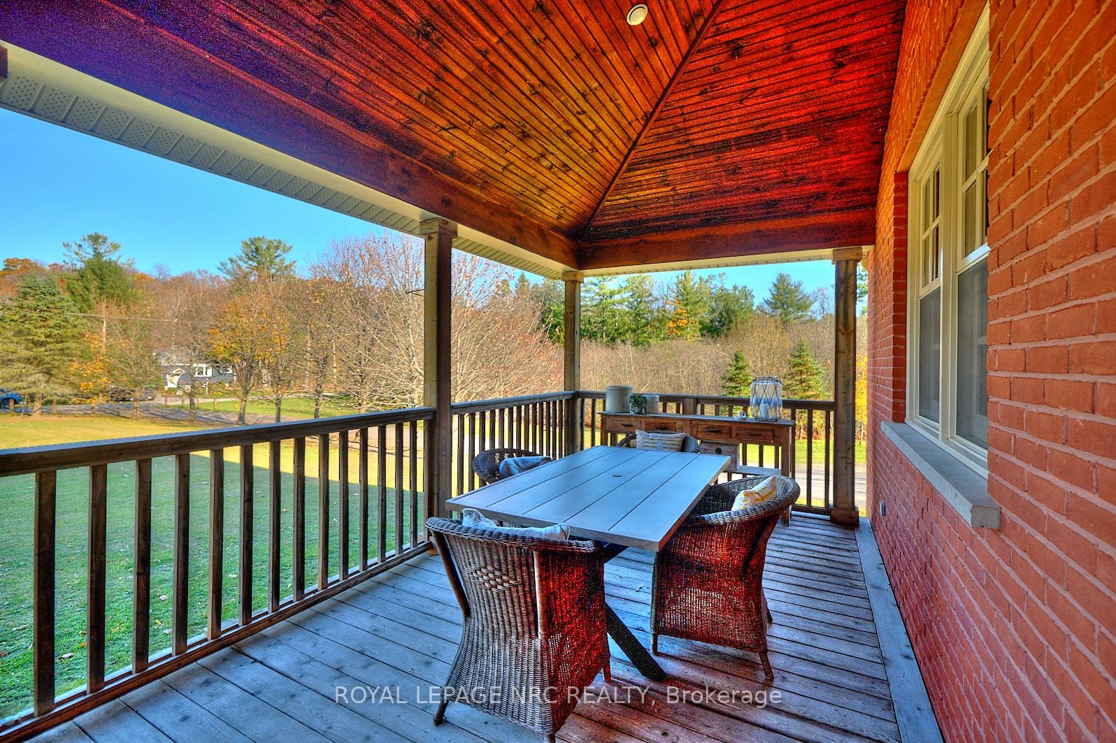 2877 Mcsherry Lane Property Photo 2