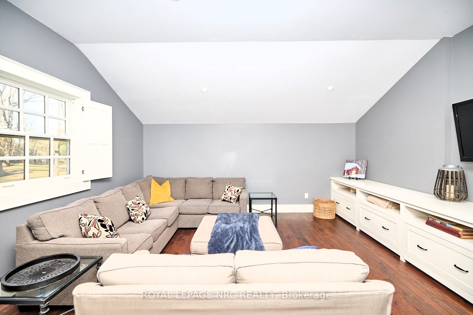 2877 Mcsherry Lane Property Photo 36