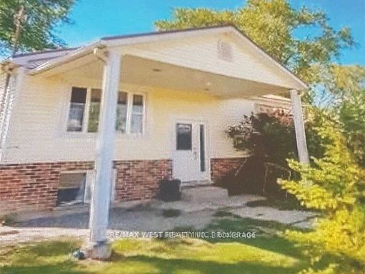 52149 Wilford Road Property Photo 8