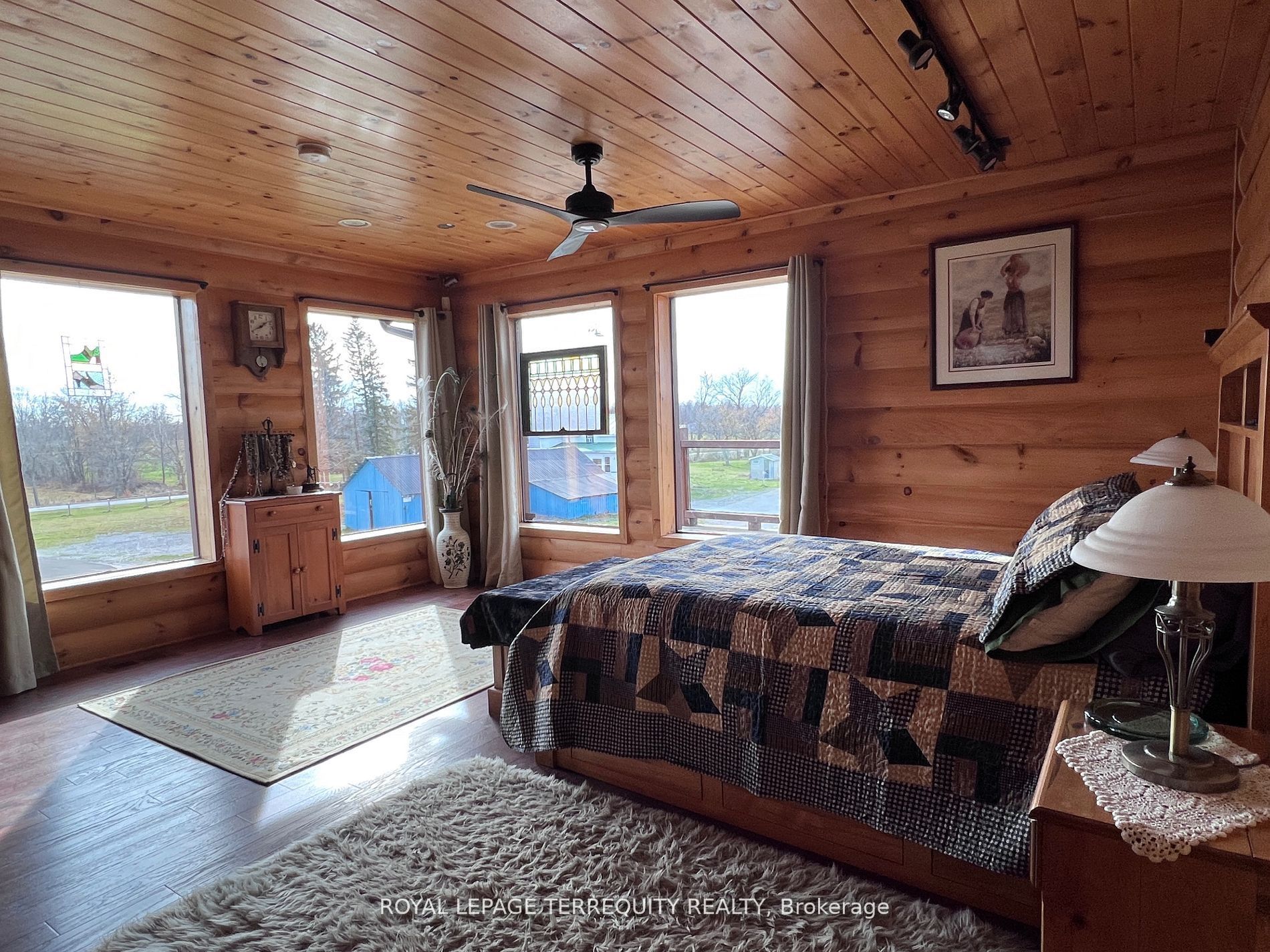 189 East Hungerford Road Property Photo 12