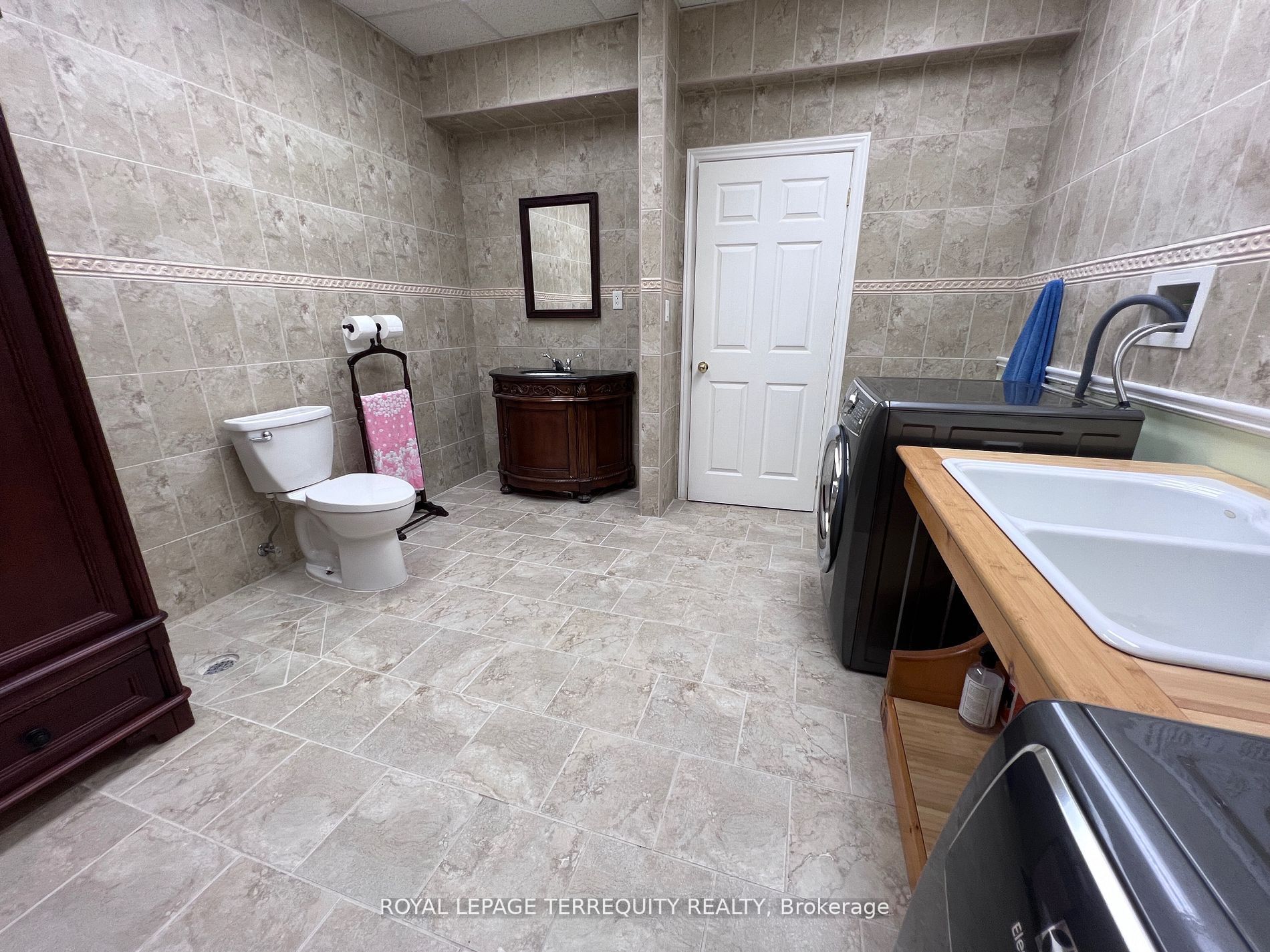 189 East Hungerford Road Property Photo 25
