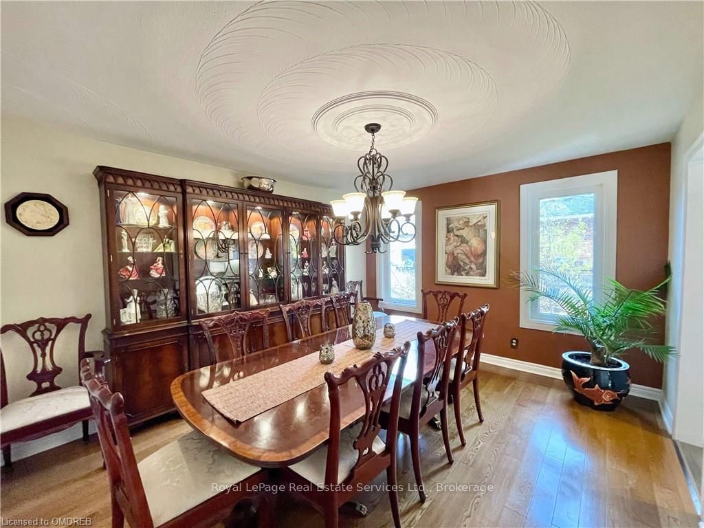184 Dundas Street Property Photo 12