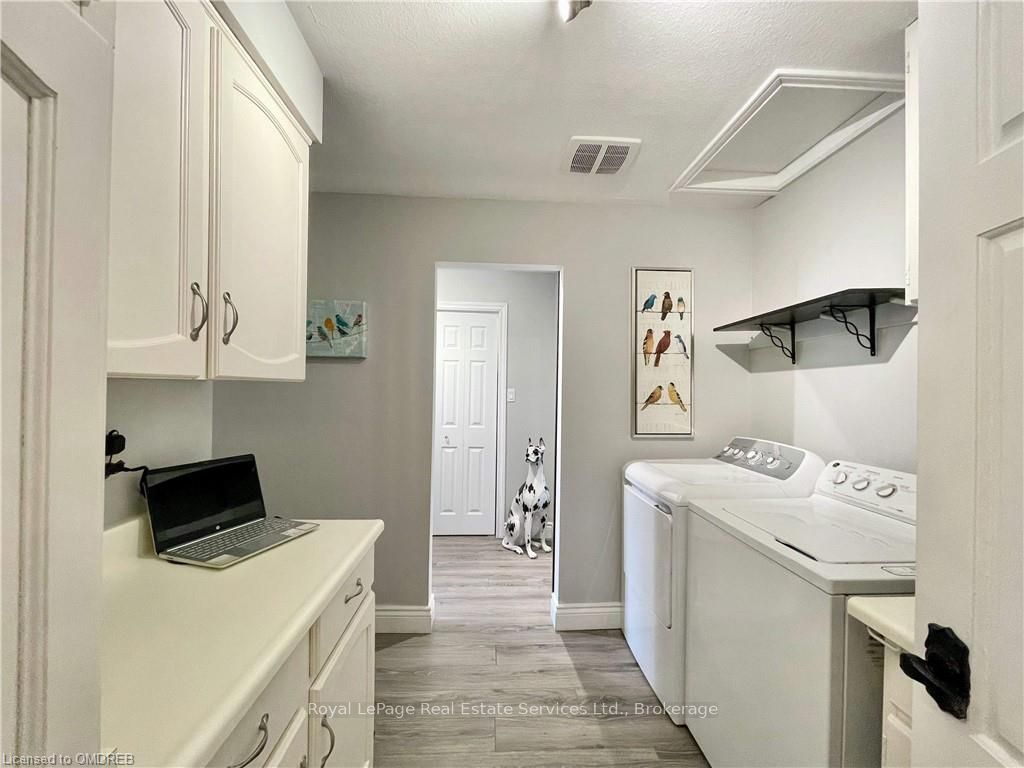 184 Dundas Street Property Photo 20