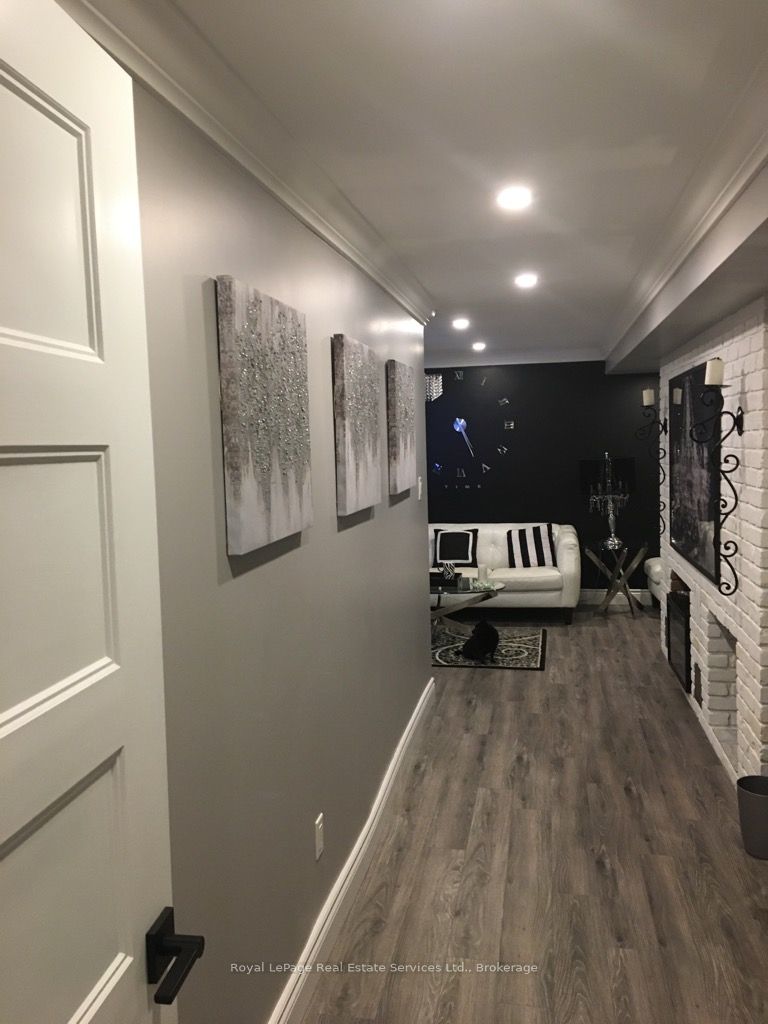 184 Dundas Street Property Photo 27