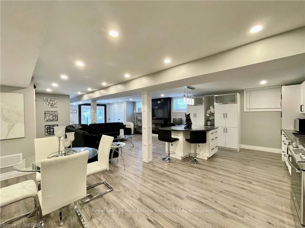 184 Dundas Street Property Photo 34