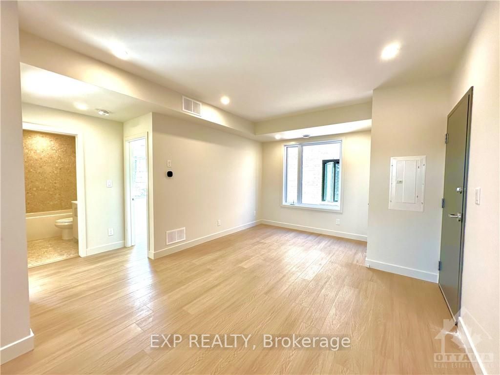 #5 - 260 St Denis Street Property Photo 6