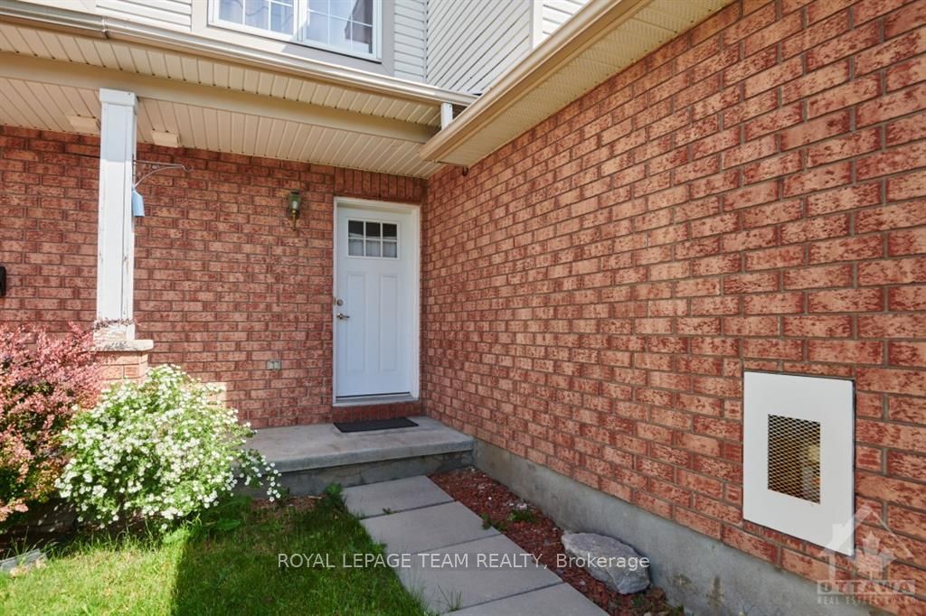 8 Calaveras Avenue Property Photo 4
