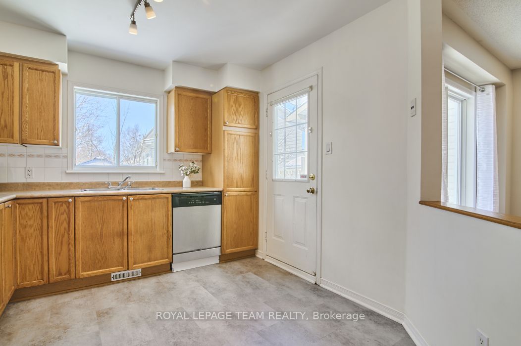 8 Calaveras Avenue Property Photo 11