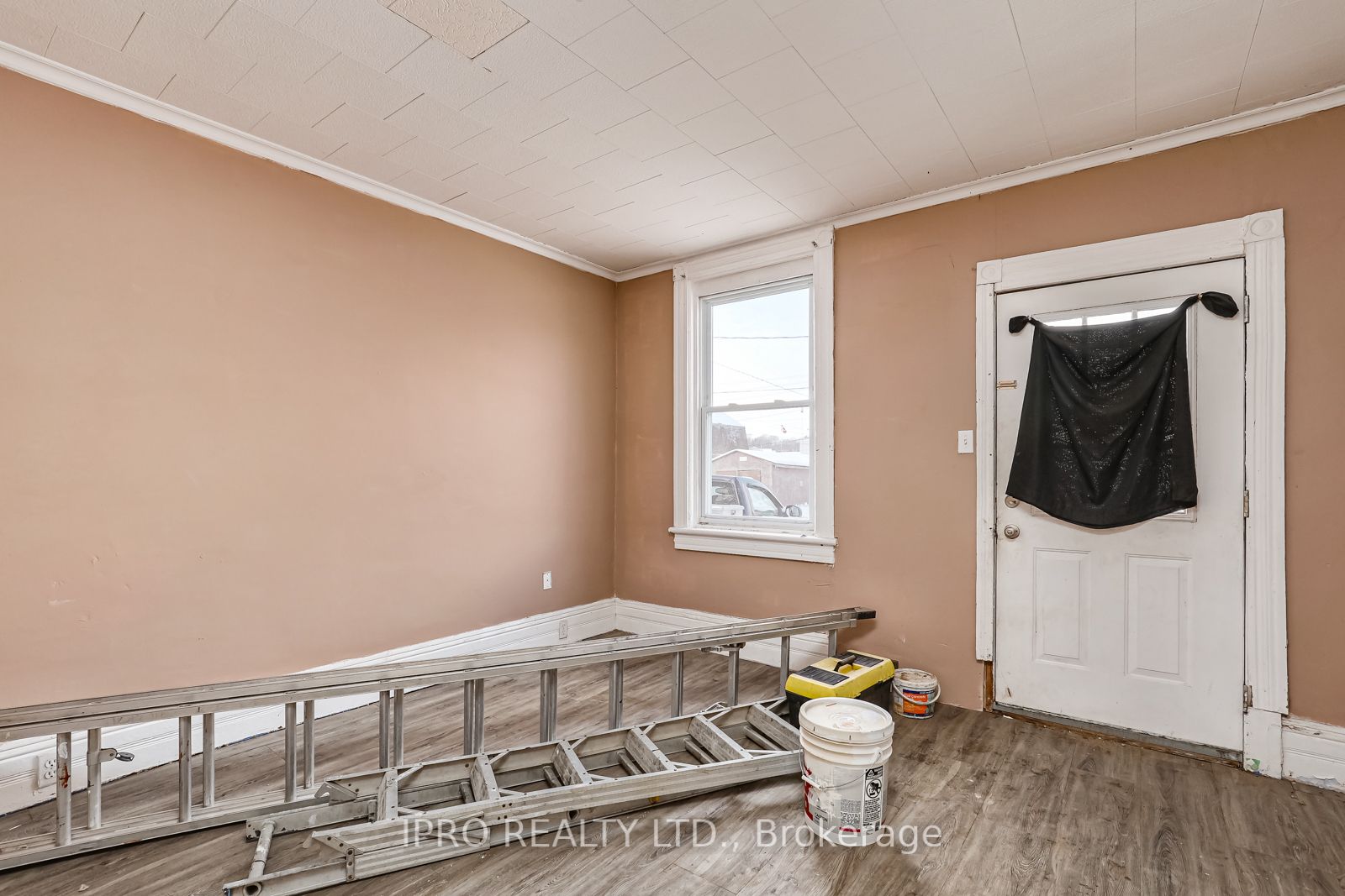 1083 3rd Avenue A E Property Photo 2