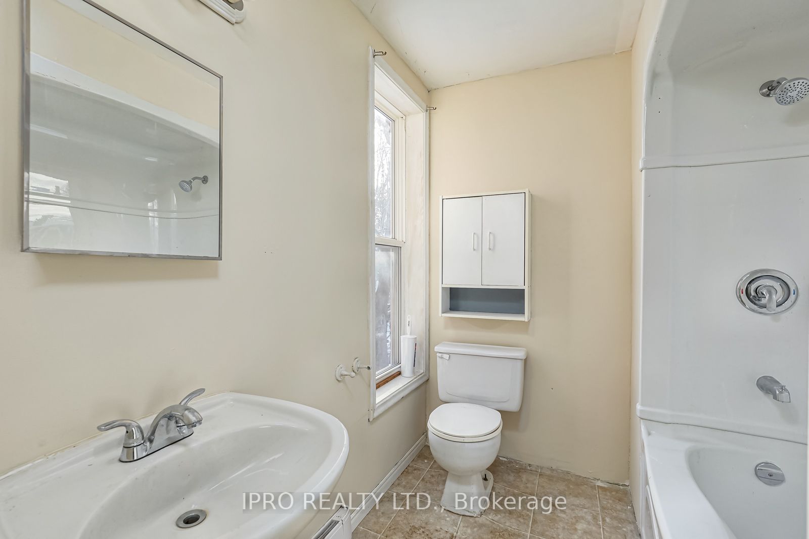 1083 3rd Avenue A E Property Photo 6