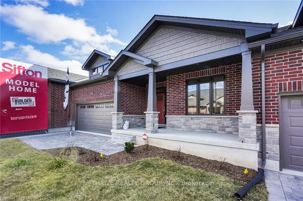 #15 - 1080 Upperpoint Avenue Property Photo 2