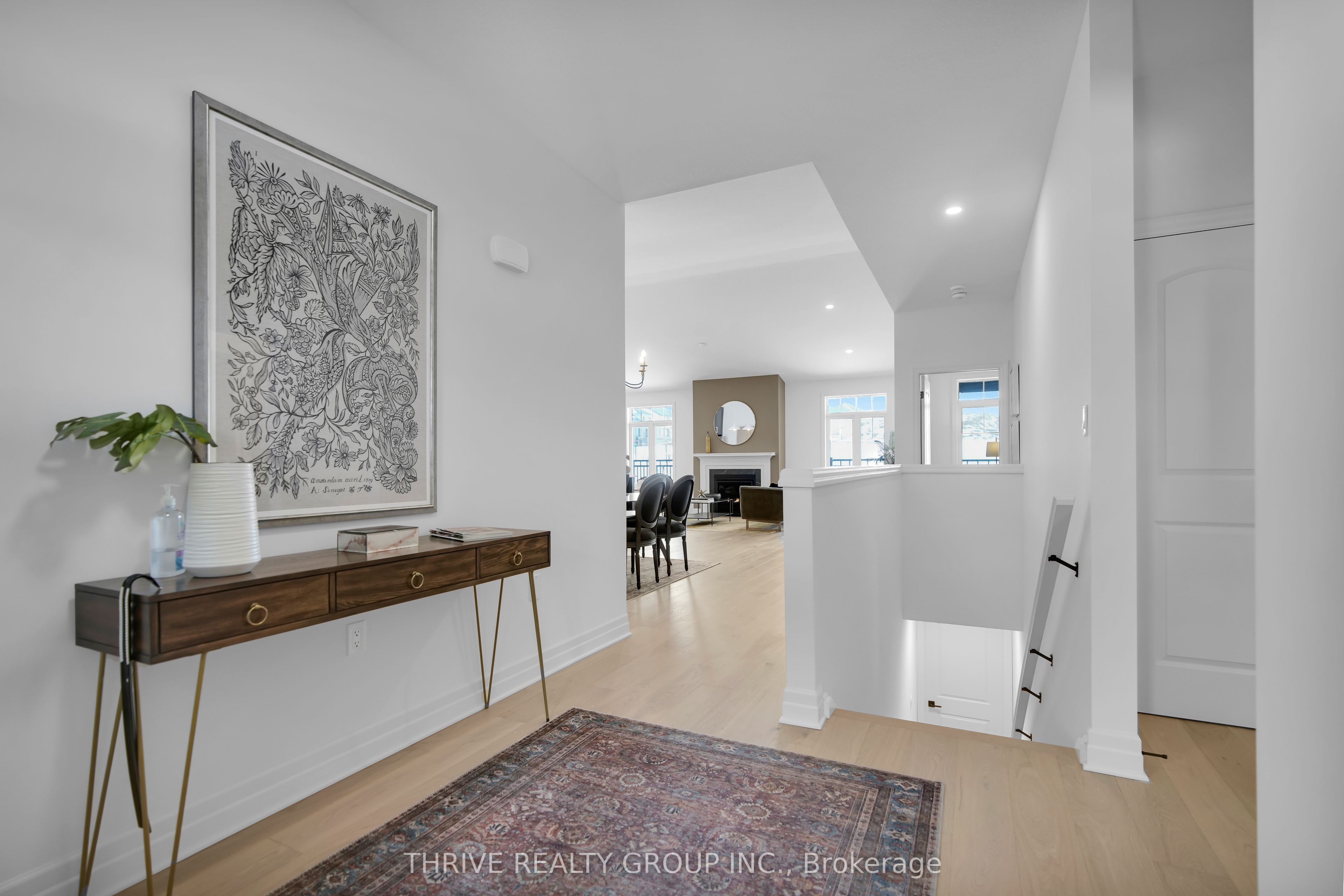 #15 - 1080 Upperpoint Avenue Property Photo 5