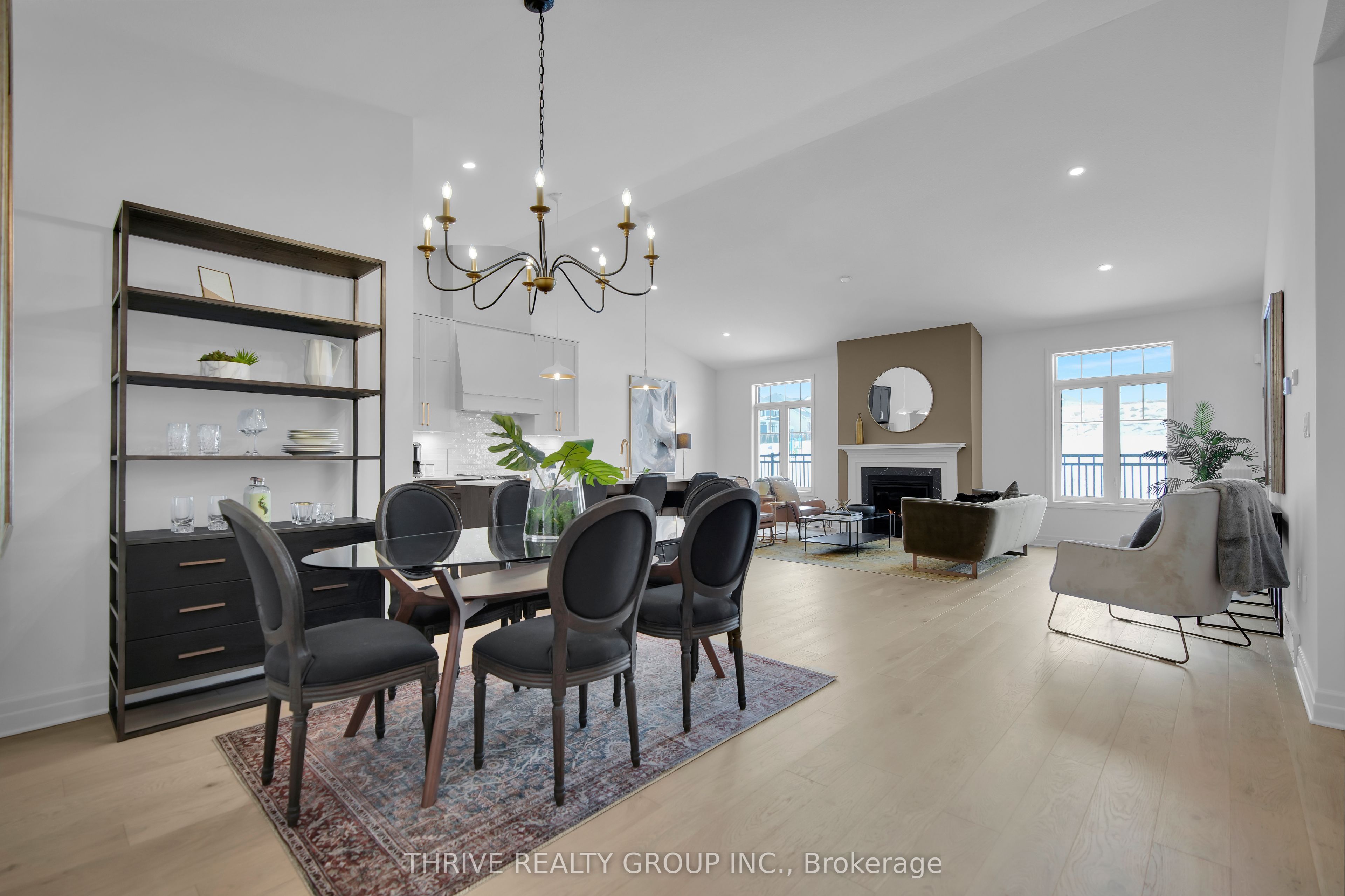 #15 - 1080 Upperpoint Avenue Property Photo 6