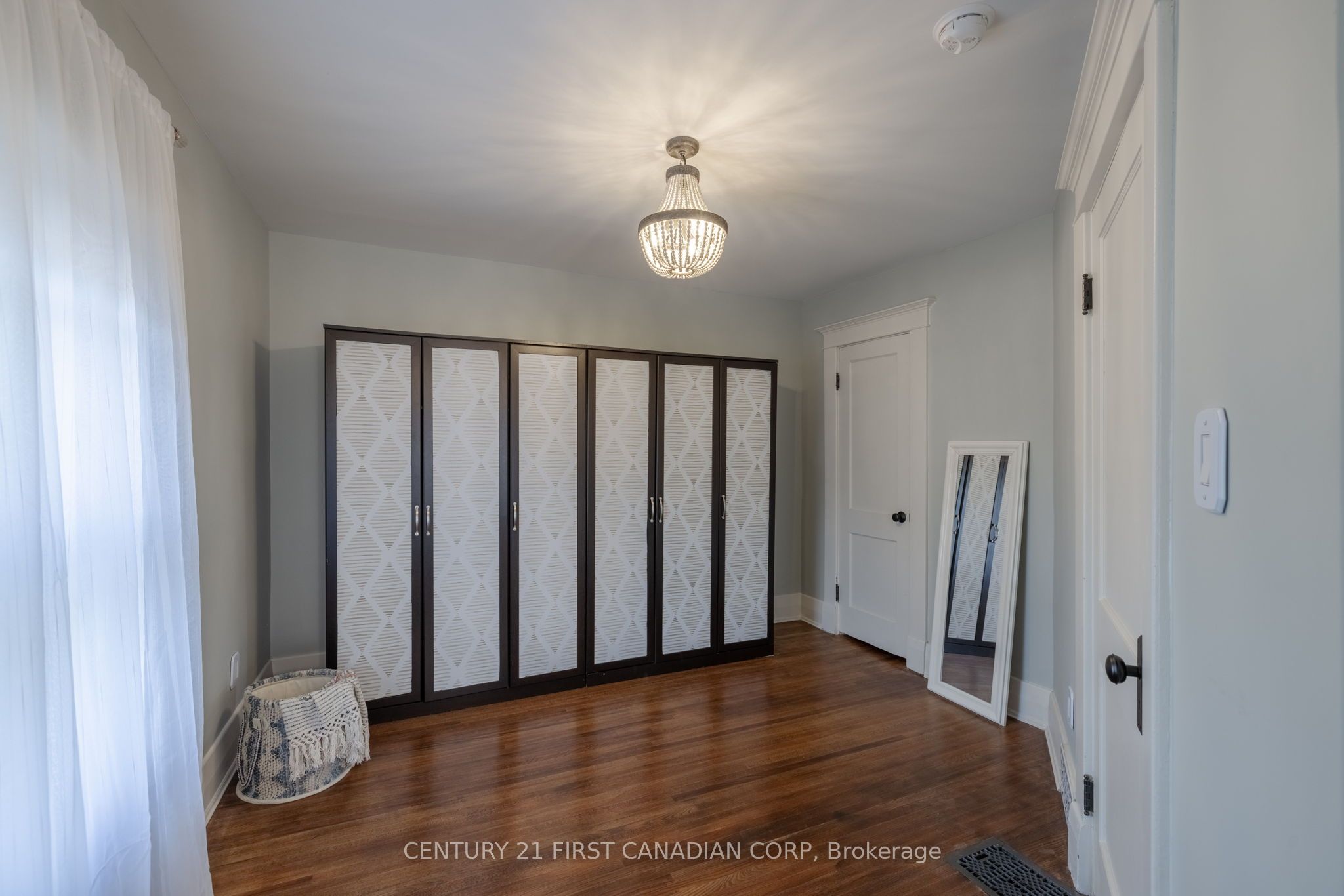 170 Langarth Street Property Photo 11