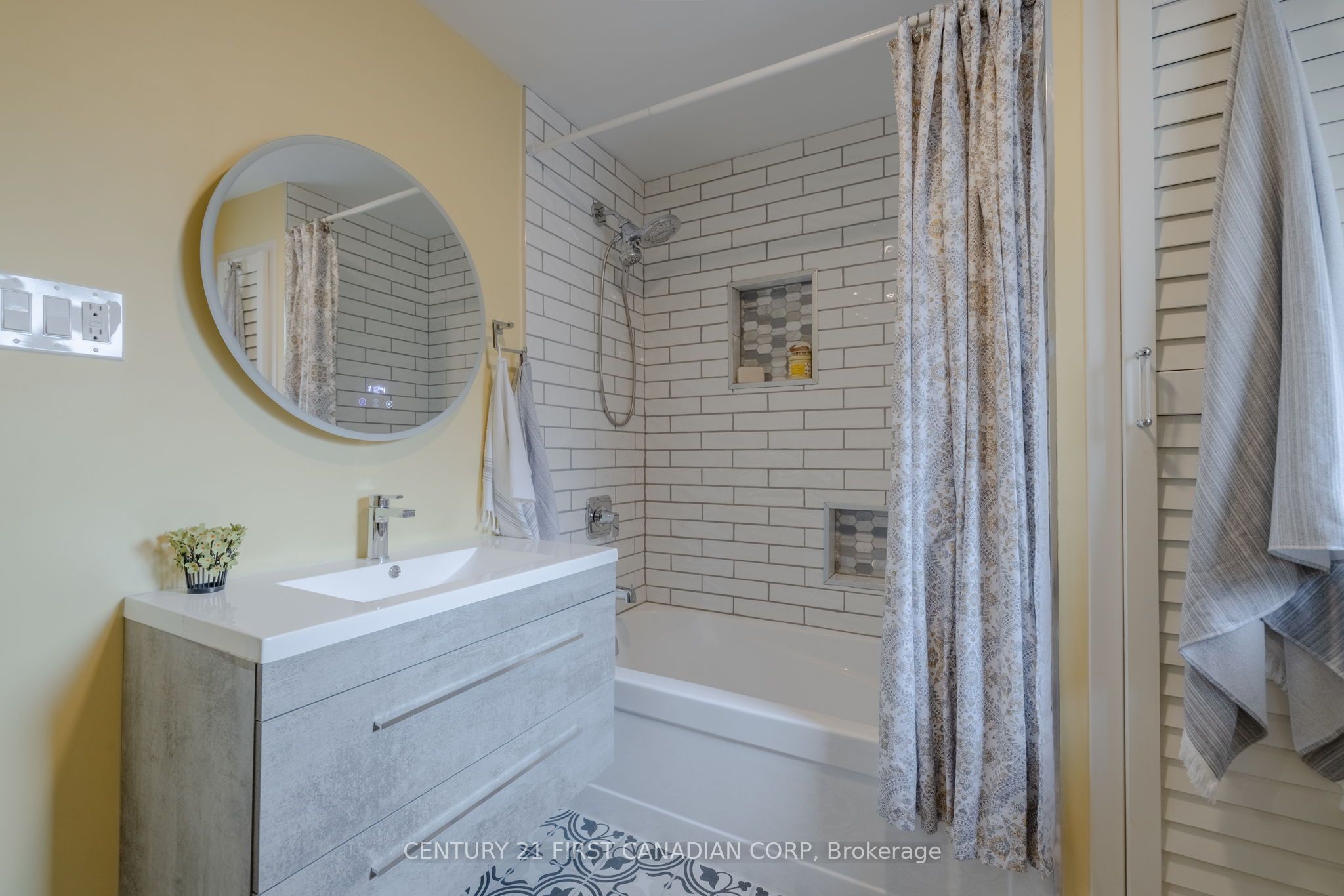 170 Langarth Street Property Photo 16
