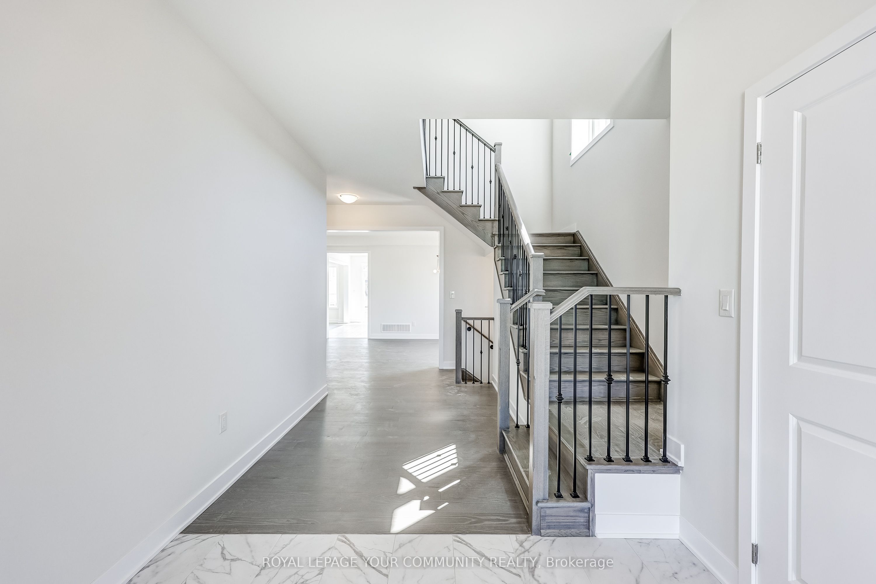 265 Flavelle Way Property Photo 5