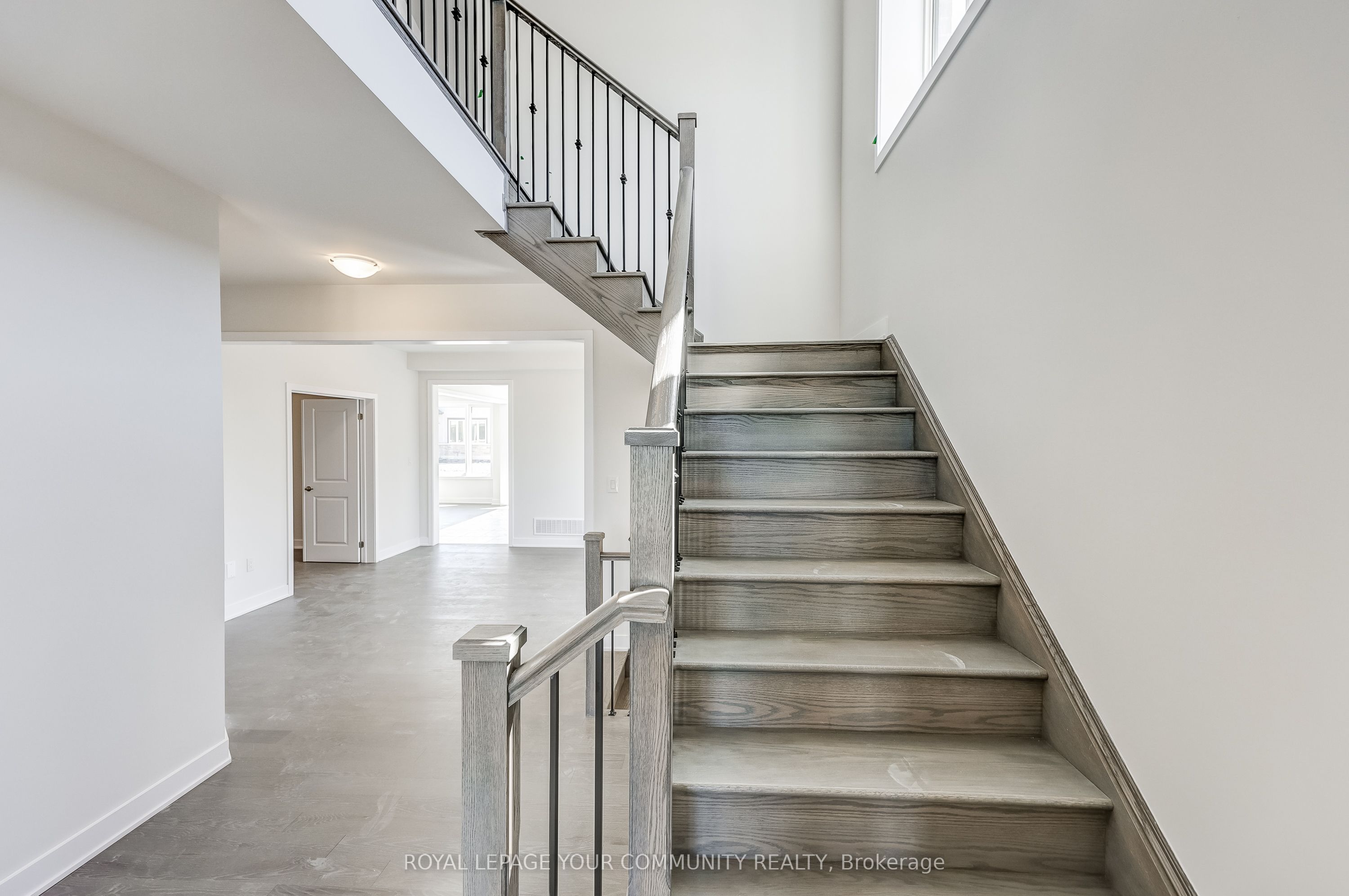 265 Flavelle Way Property Photo 6