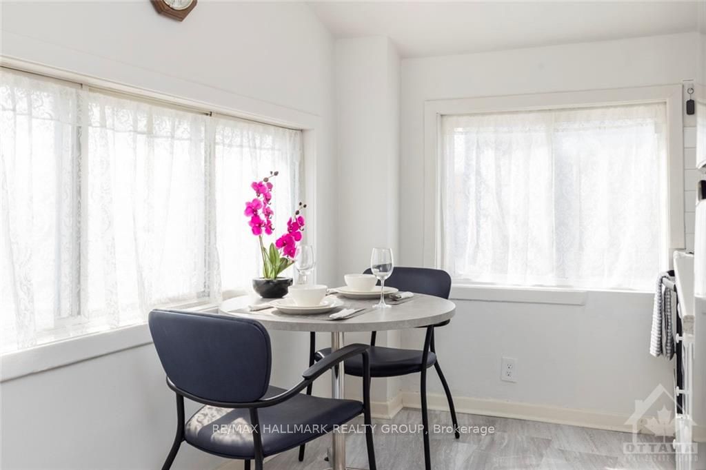 #1 - 456 Bronson Avenue Property Photo 13