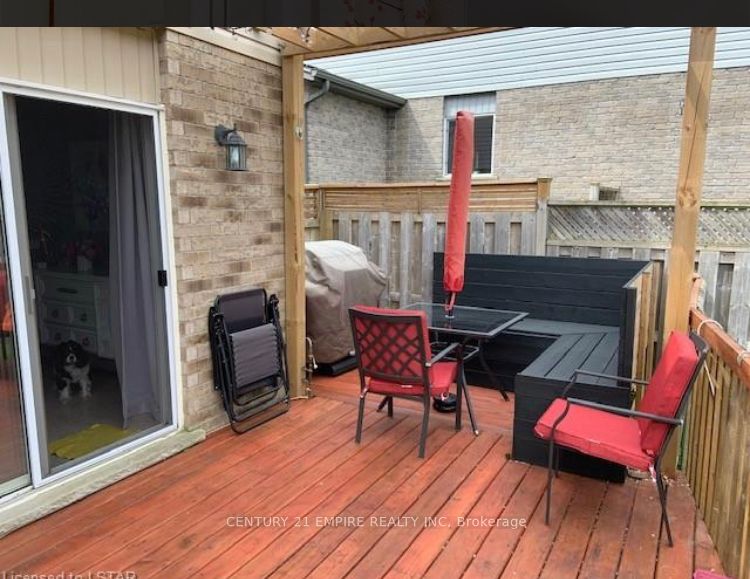 65 Woodhatch Crescent Property Photo 20