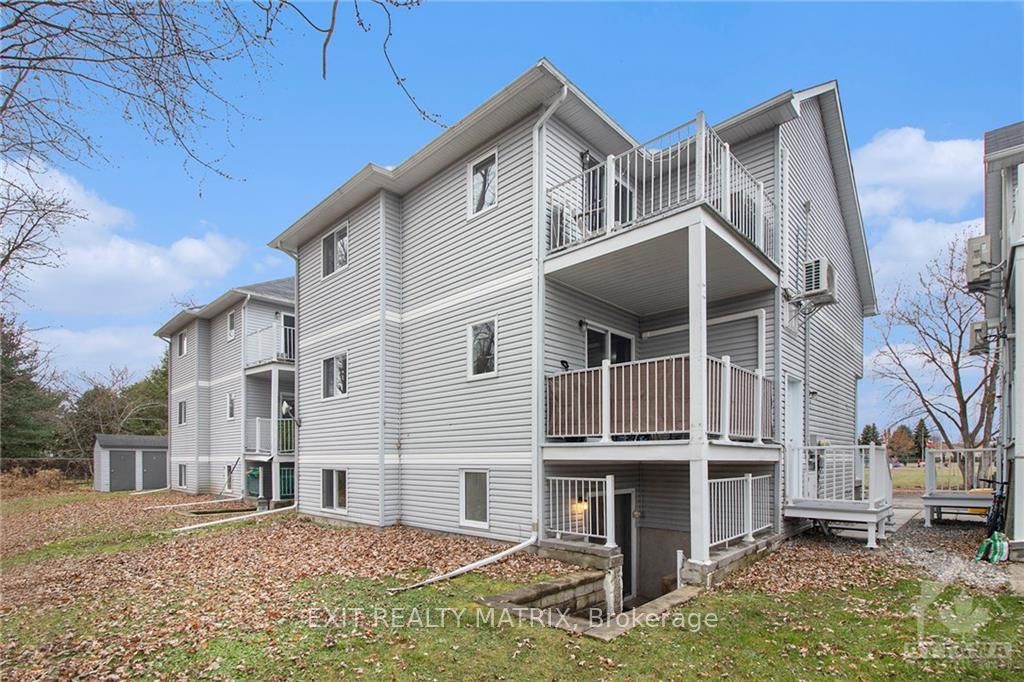 #5c - 75 Lapointe Boulevard Property Photo 18