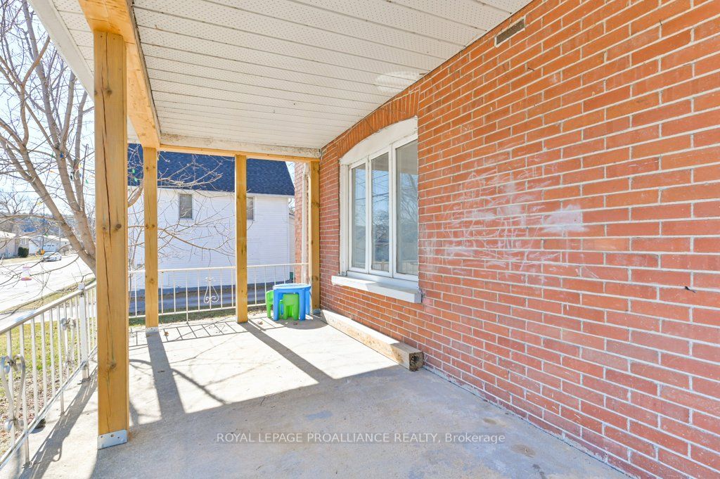 50 South Trent Street Property Photo 5