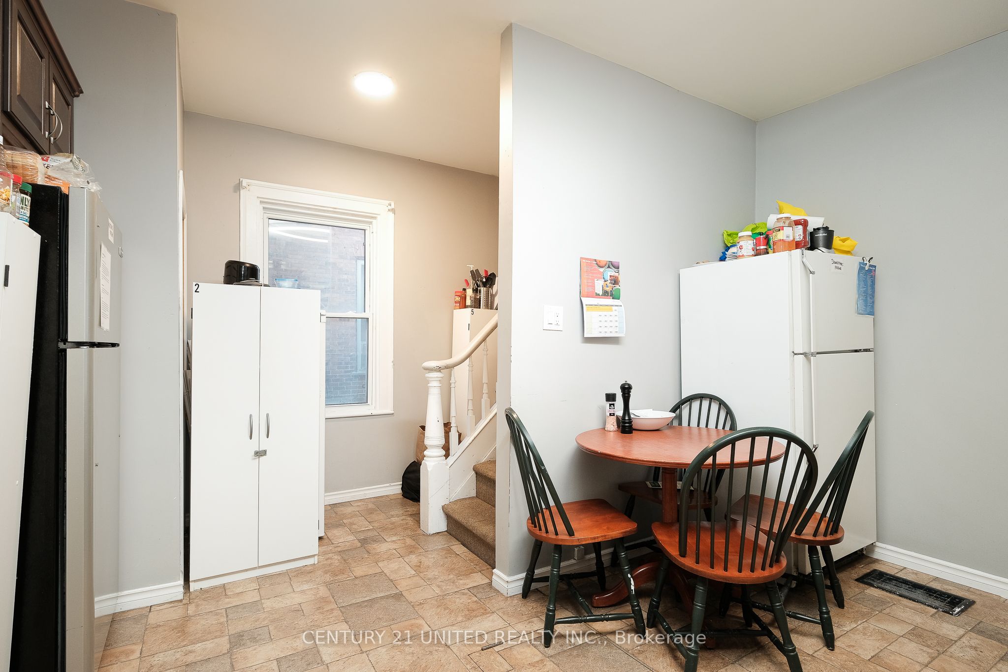 593 Harvey Street Property Photo 12