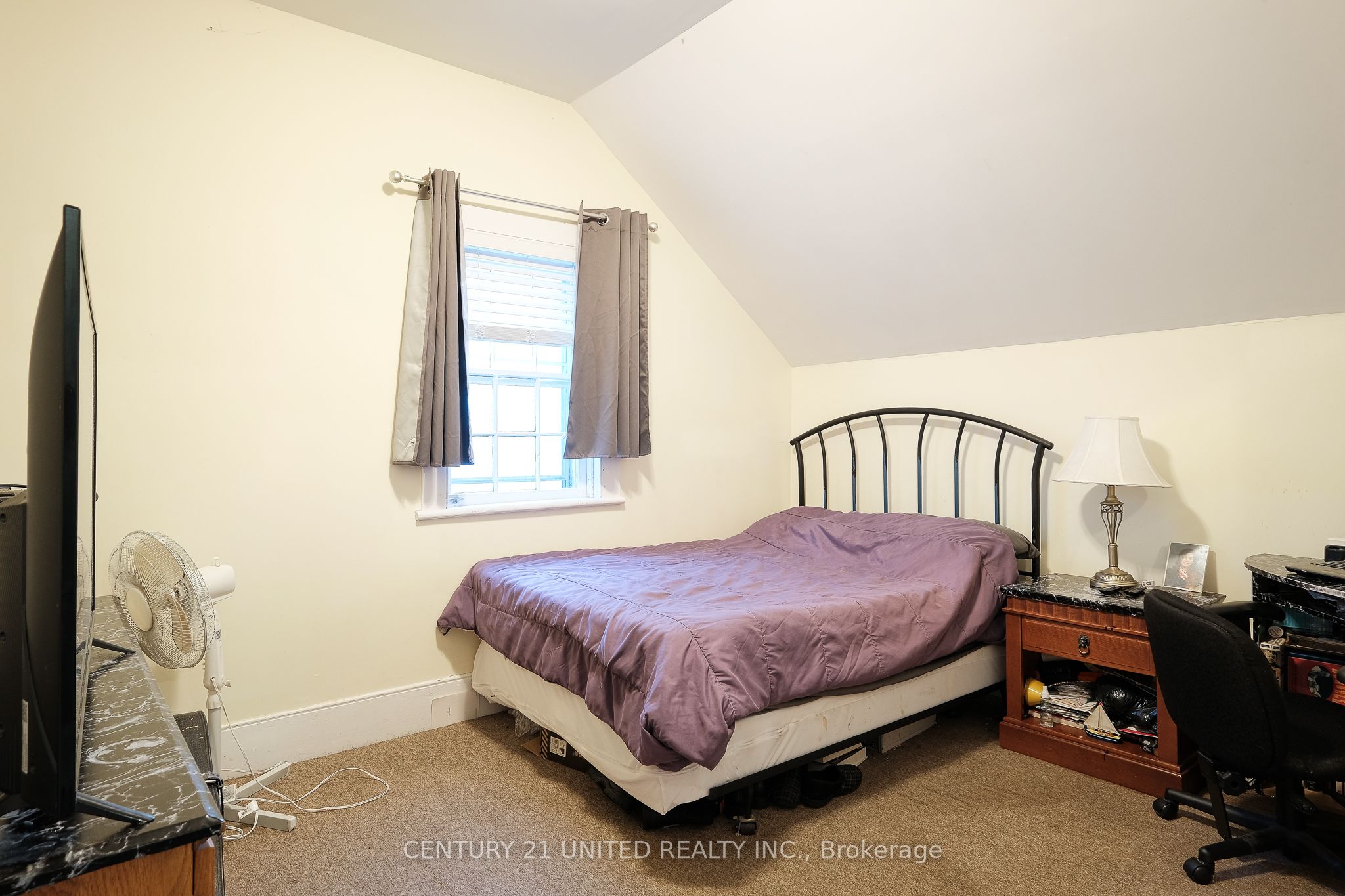 593 Harvey Street Property Photo 17