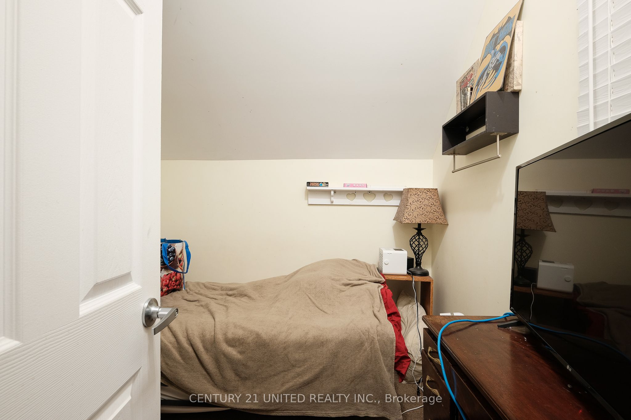 593 Harvey Street Property Photo 19