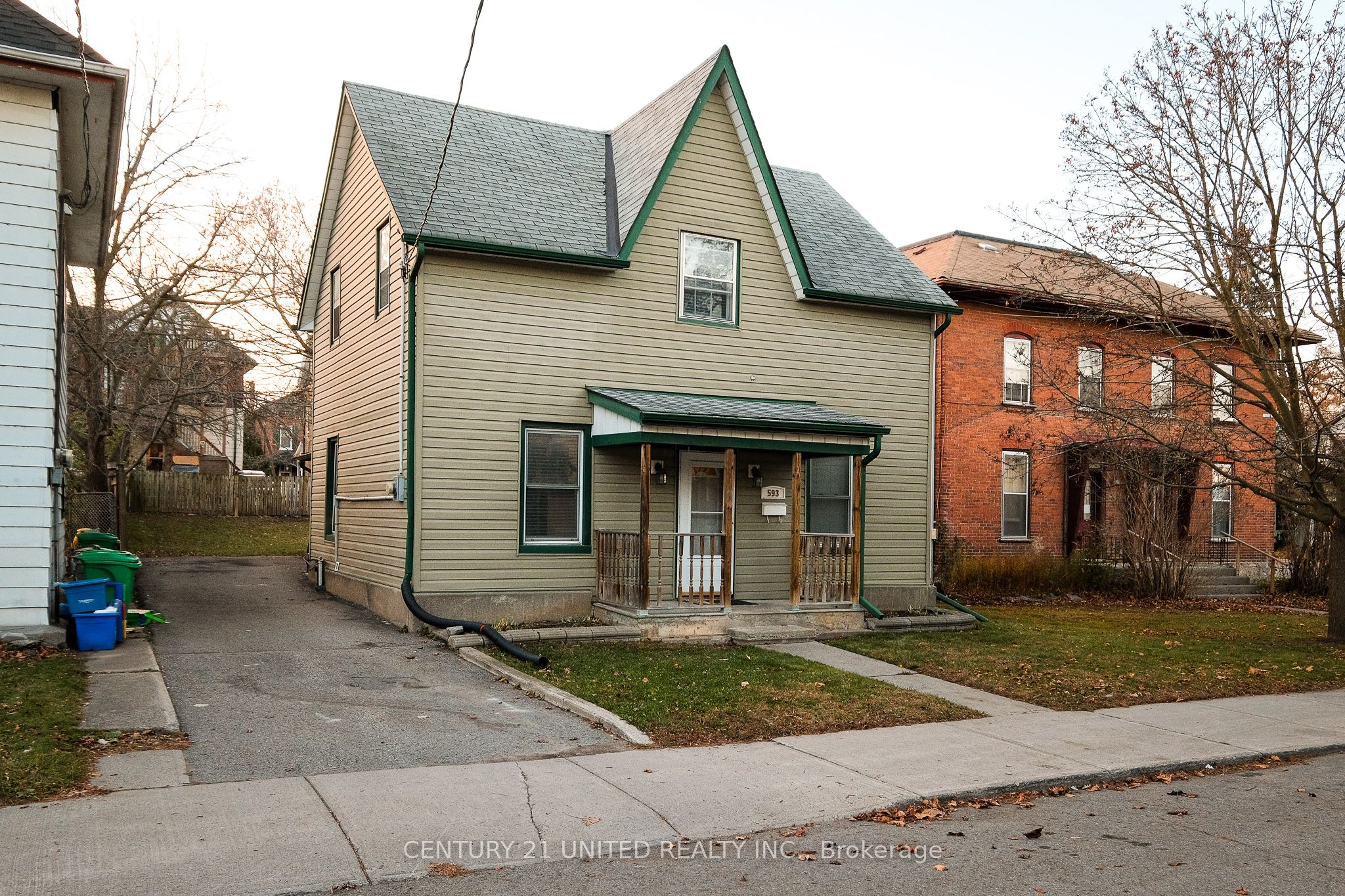 593 Harvey Street Property Photo 21