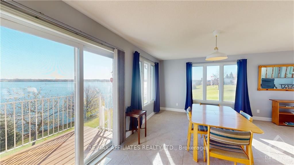 2253 Park Street Property Photo 6