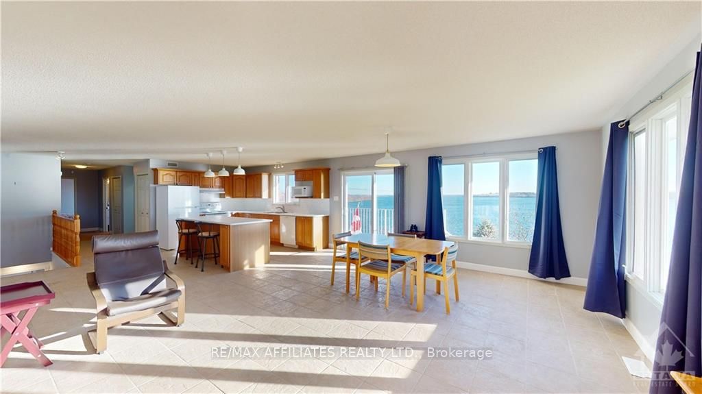 2253 Park Street Property Photo 8