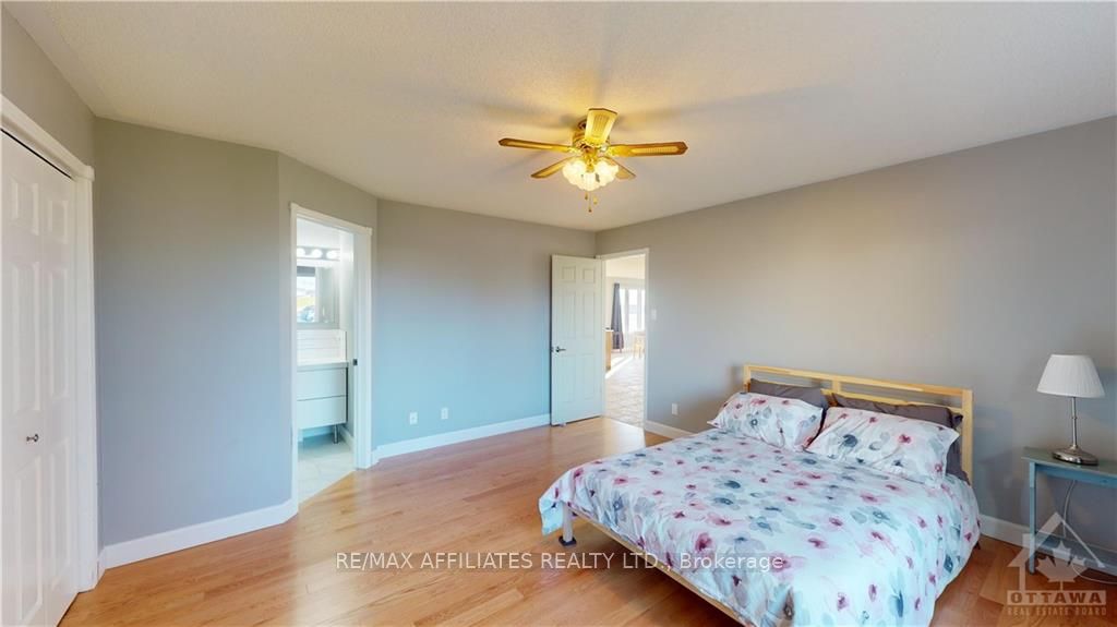 2253 Park Street Property Photo 13