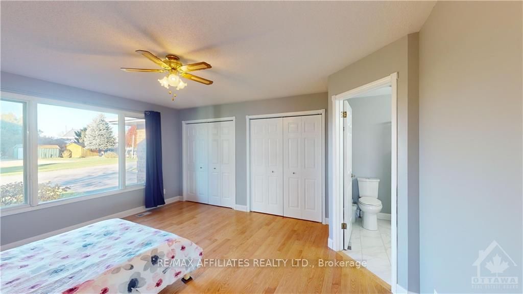 2253 Park Street Property Photo 14