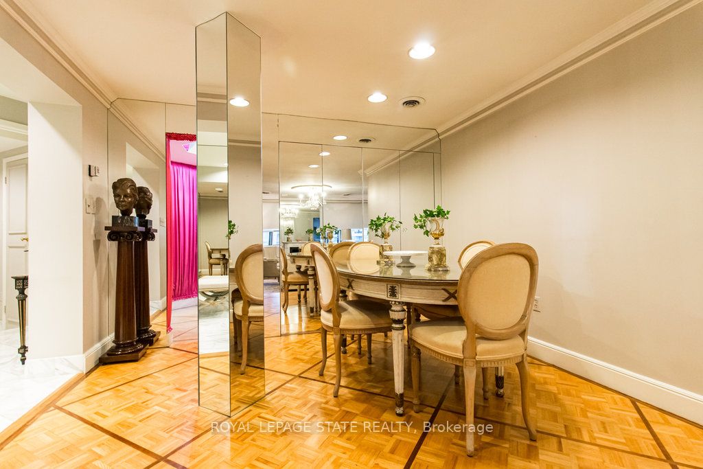 #1602 - 120 Duke Street Property Photo 6