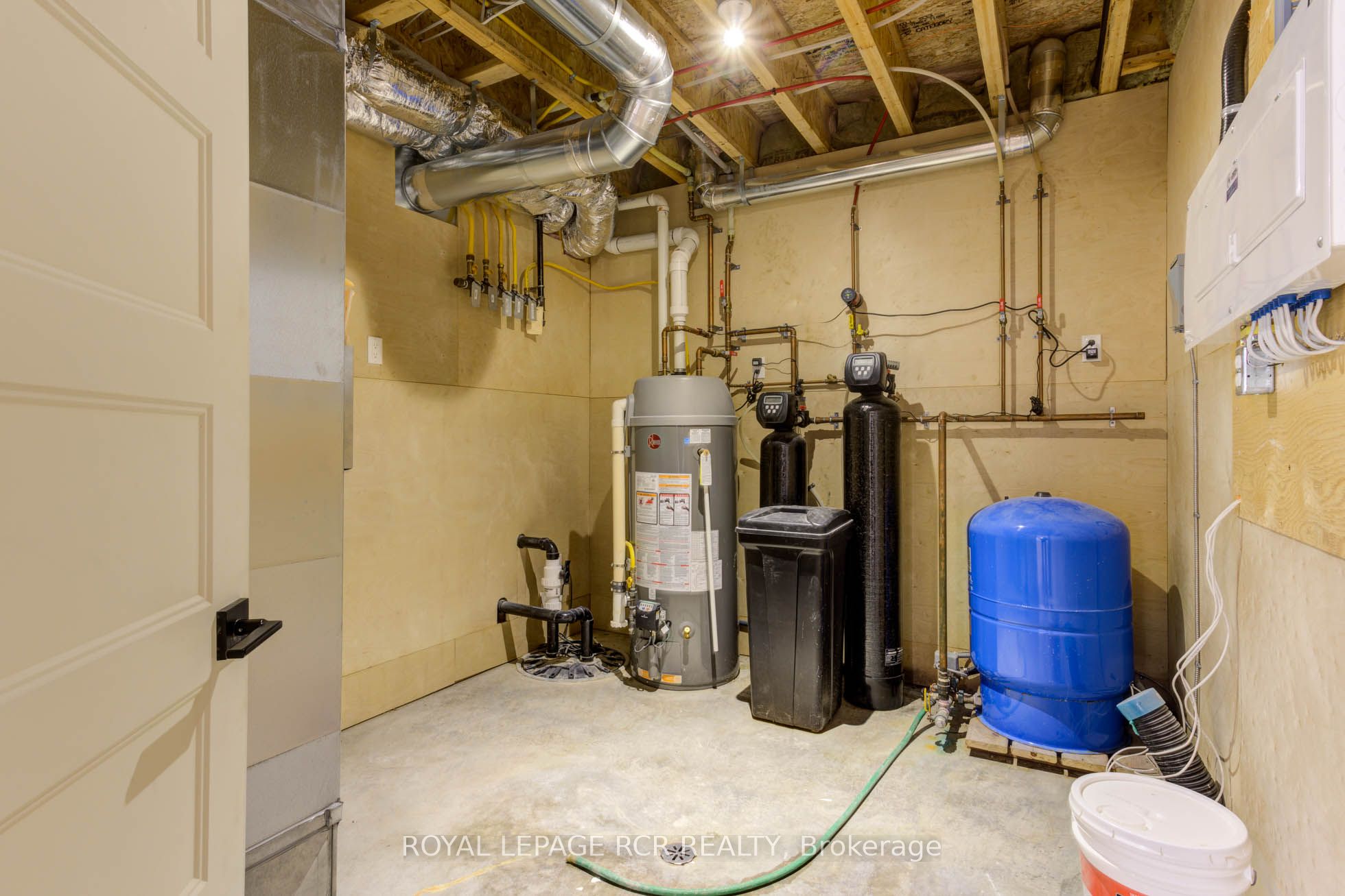 211721 Baseline Property Photo 22