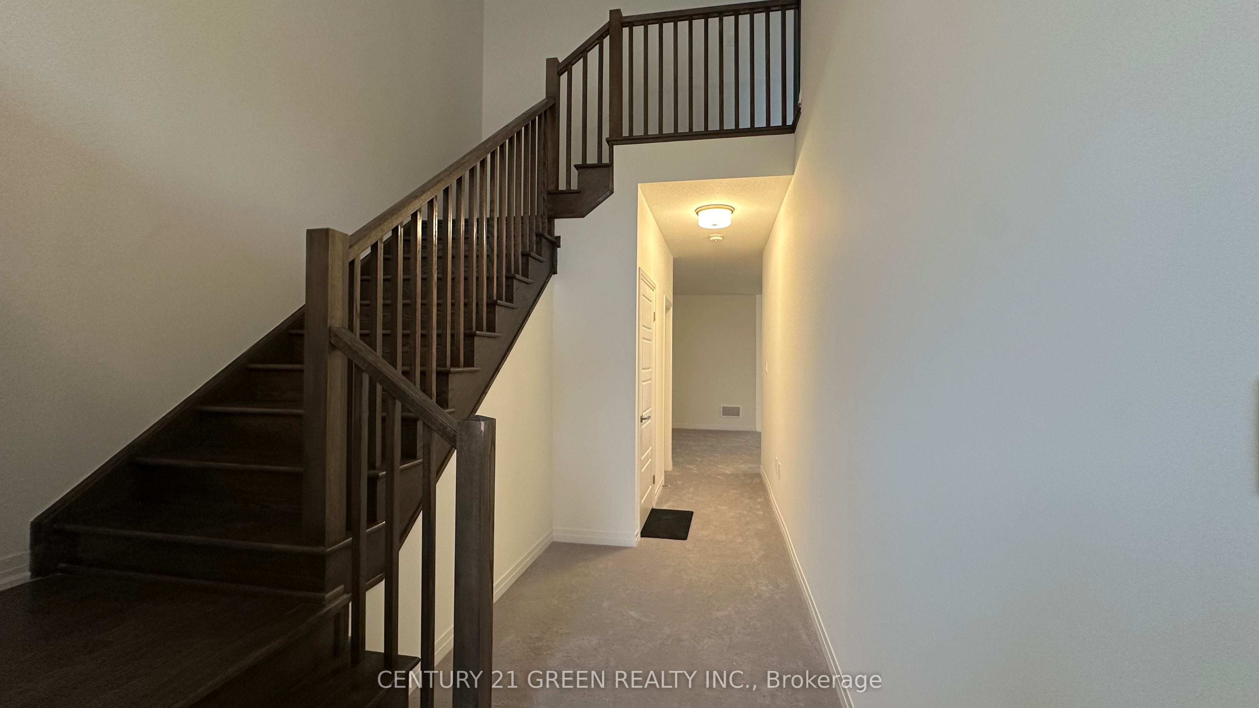 126 Hitchman Street Property Photo 4
