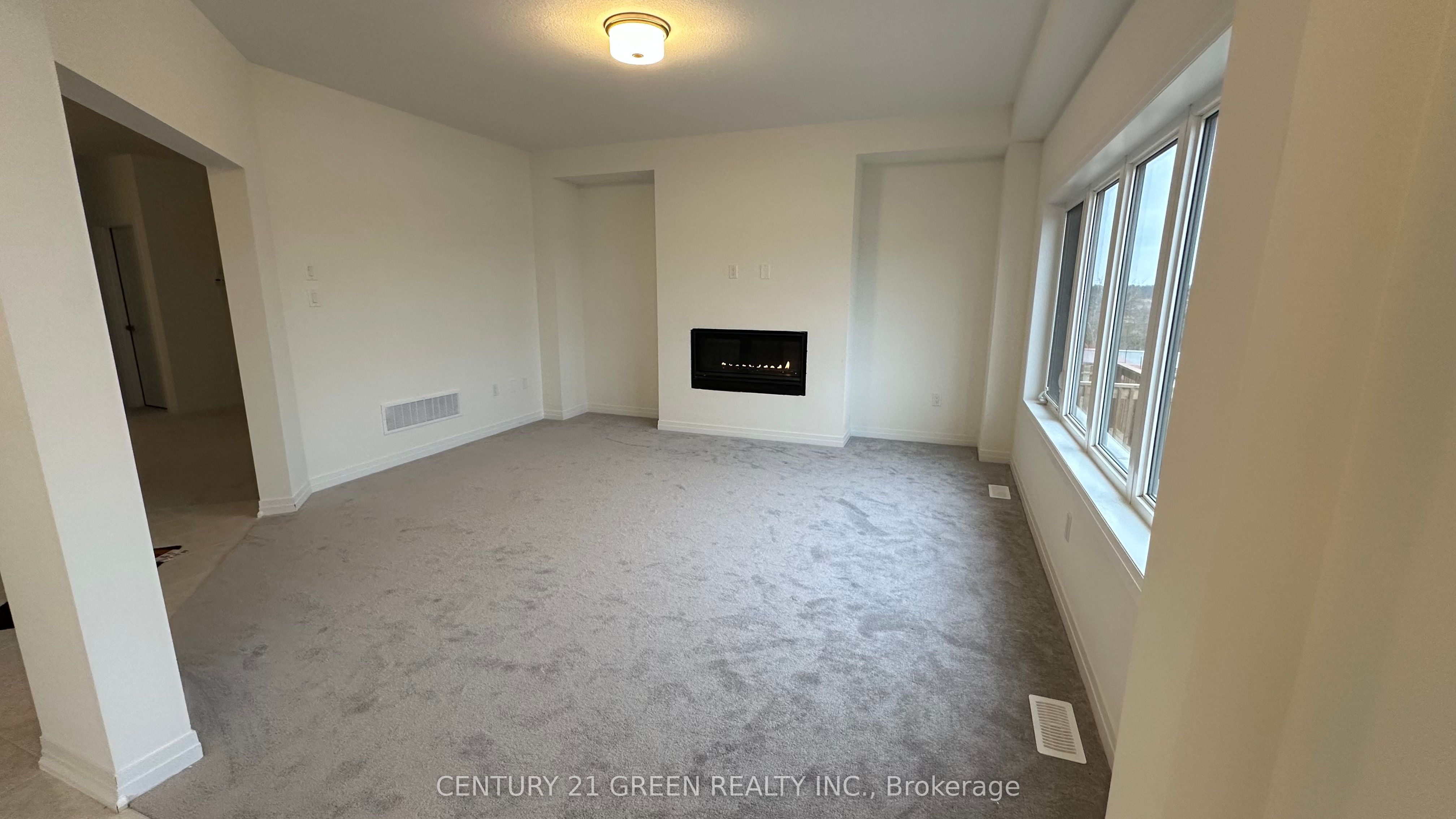 126 Hitchman Street Property Photo 6