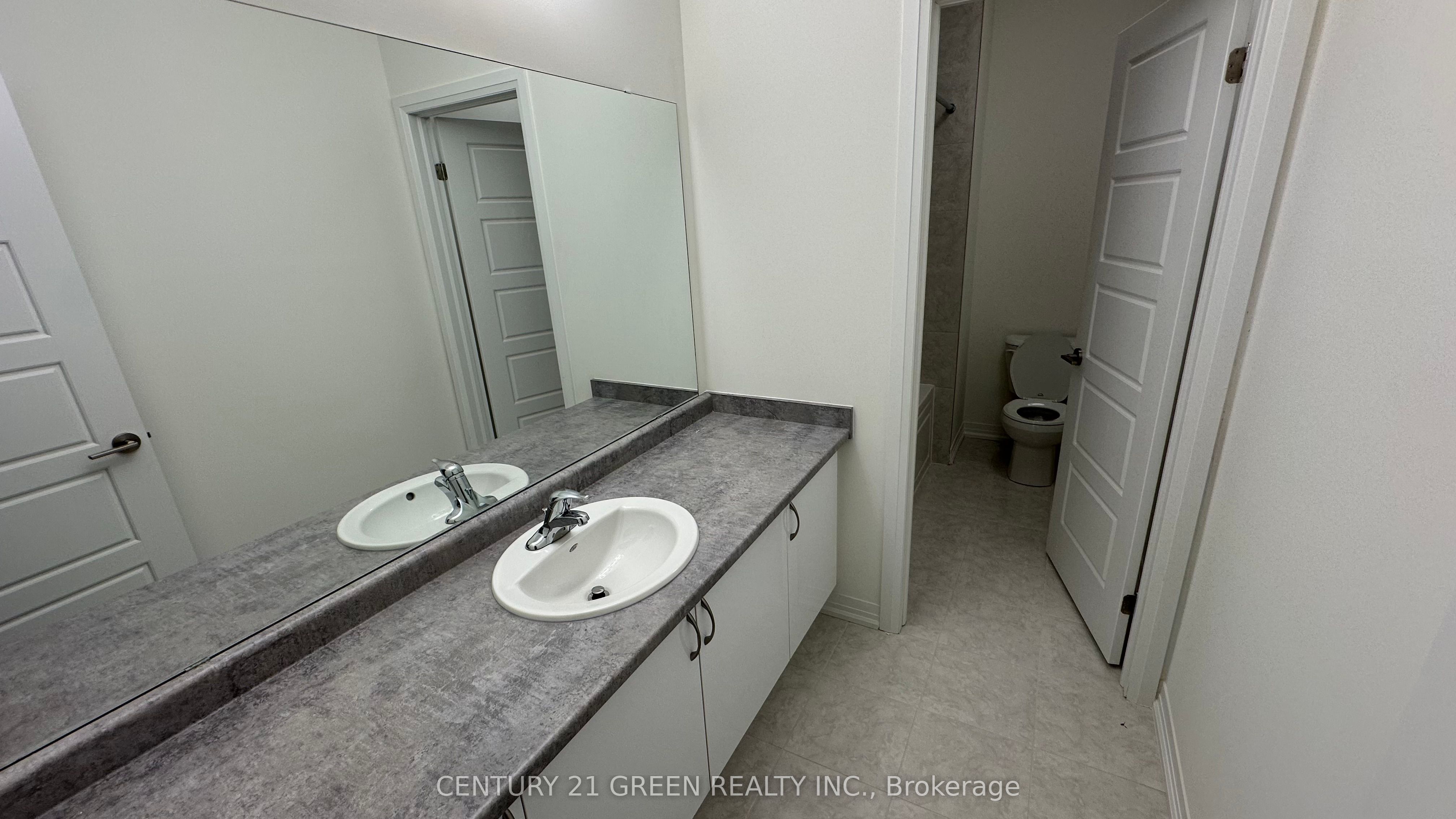 126 Hitchman Street Property Photo 18