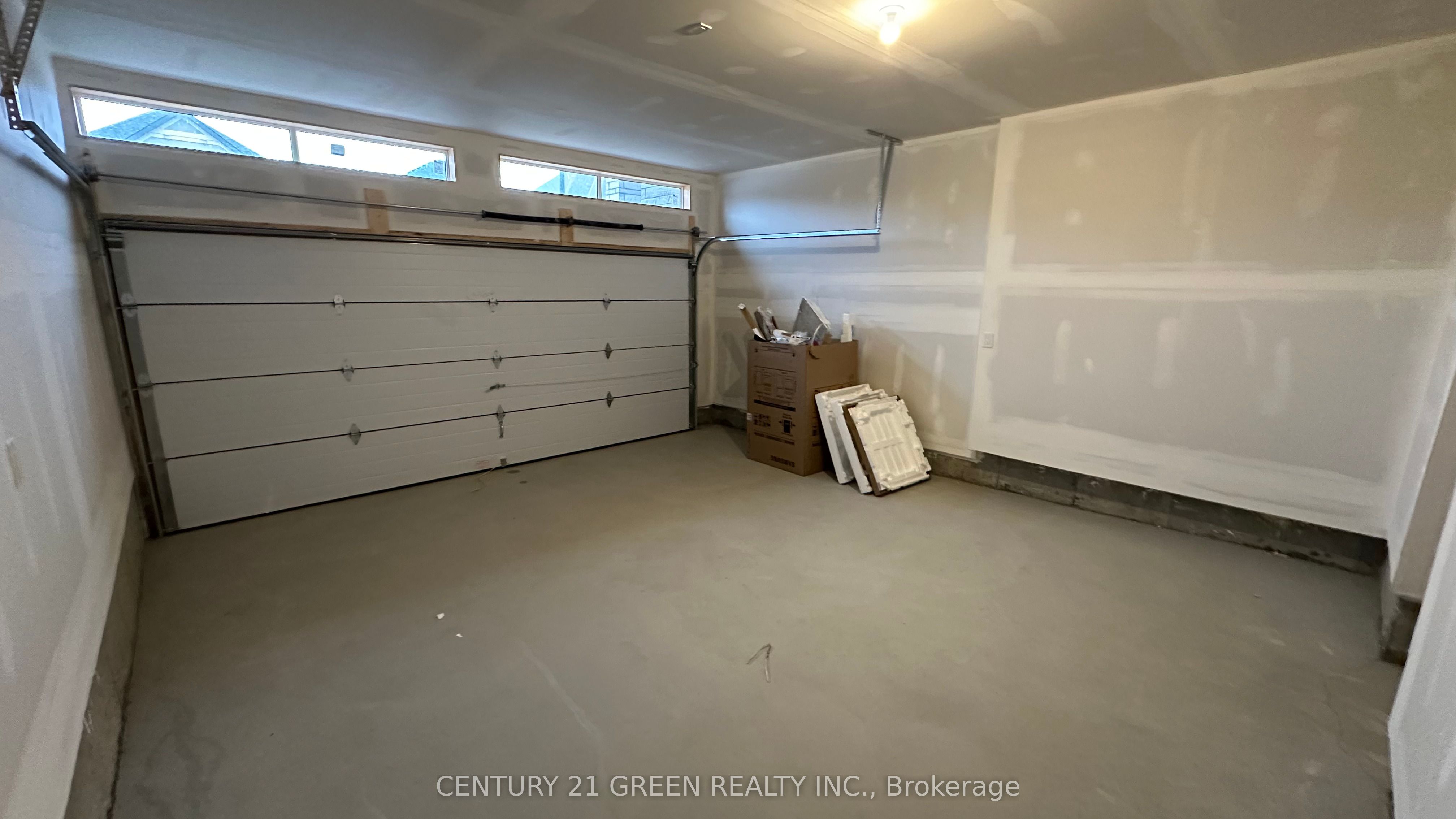 126 Hitchman Street Property Photo 31