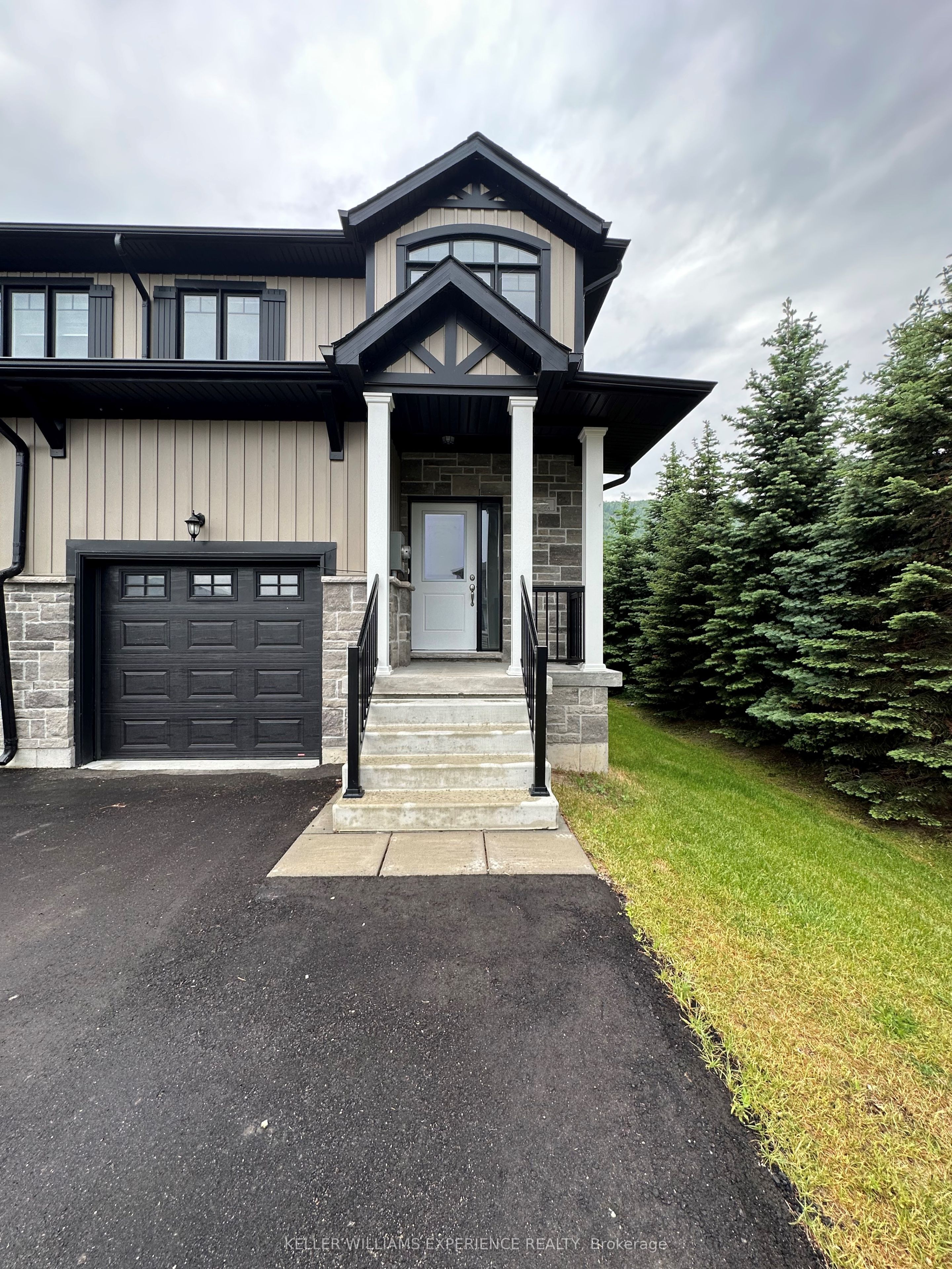 114 Delphi Court Property Photo 3