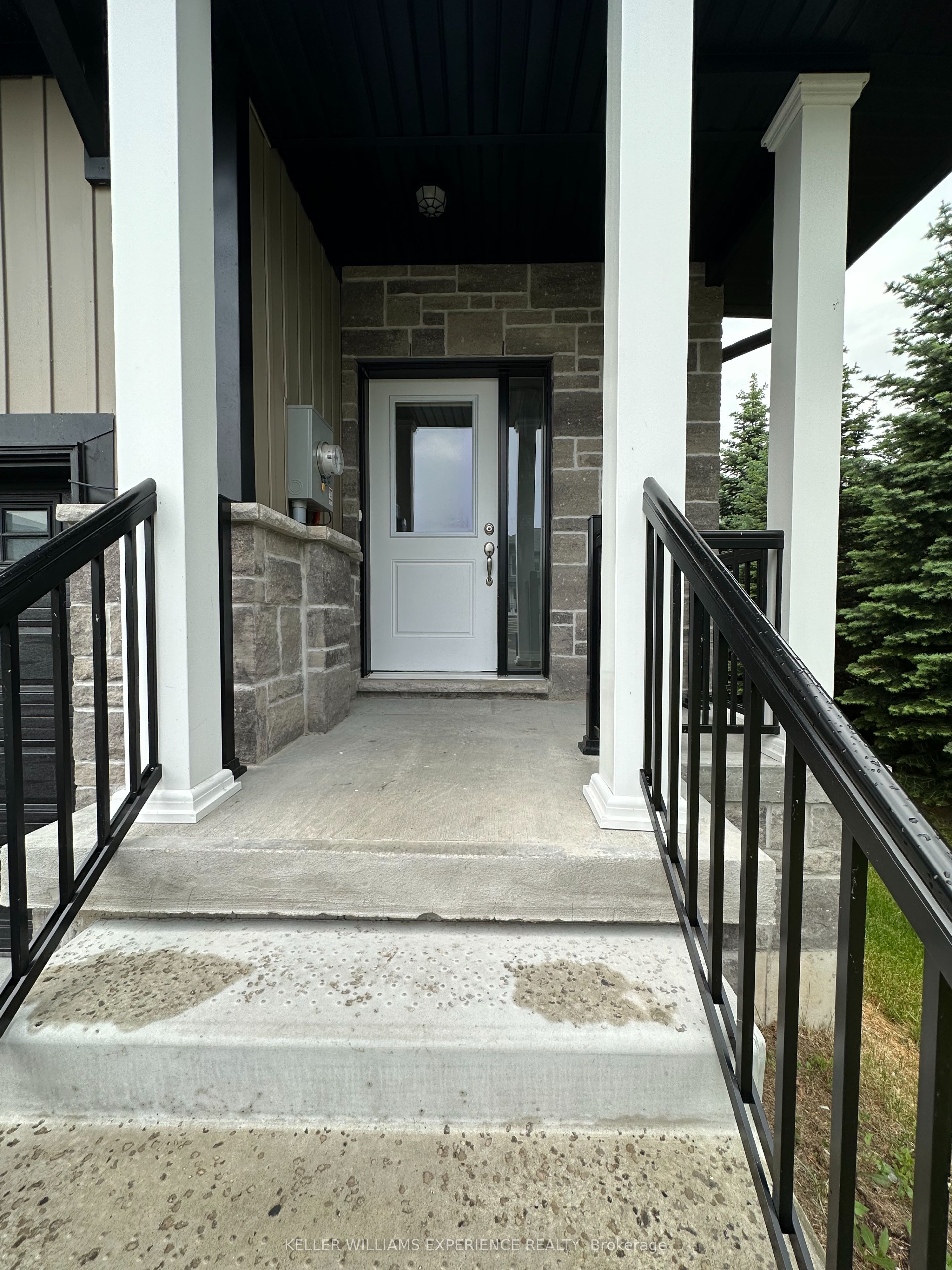114 Delphi Court Property Photo 4