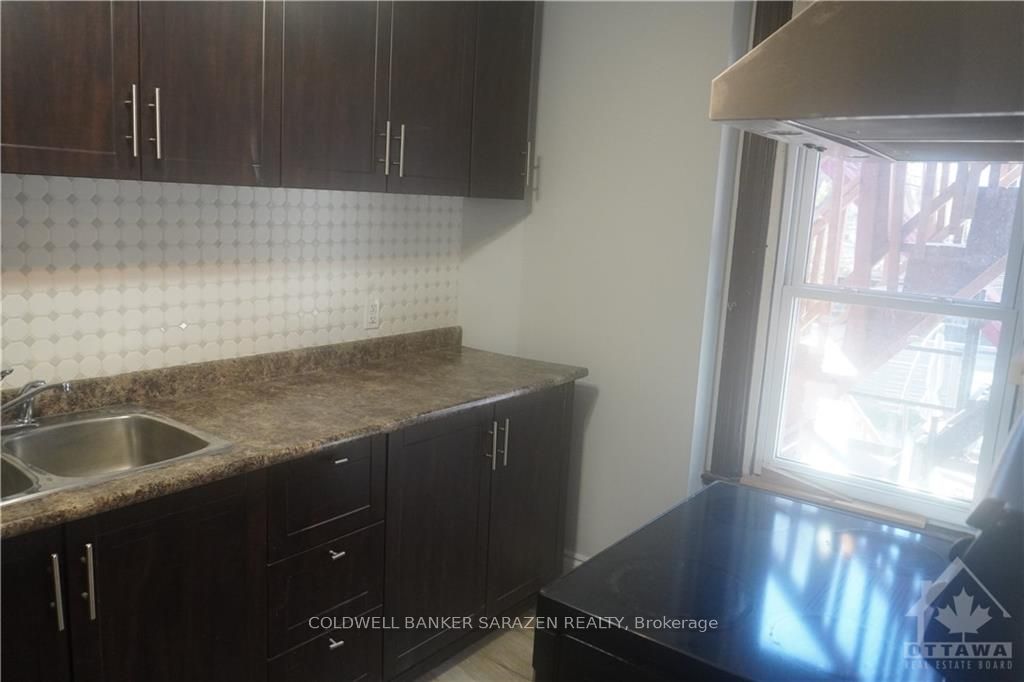 #2 - 326 Flora Street Property Photo 16