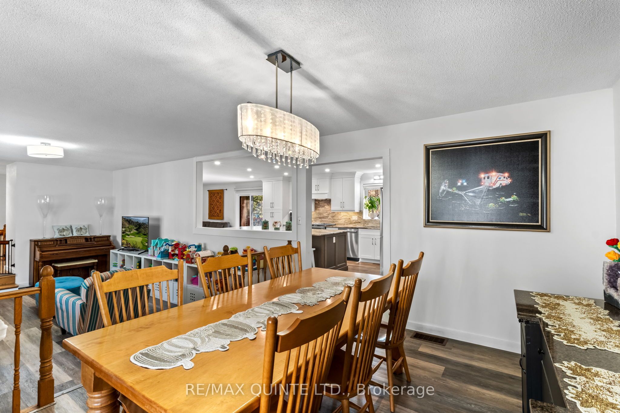 1140 Somerville 3rd Conc. Property Photo 12