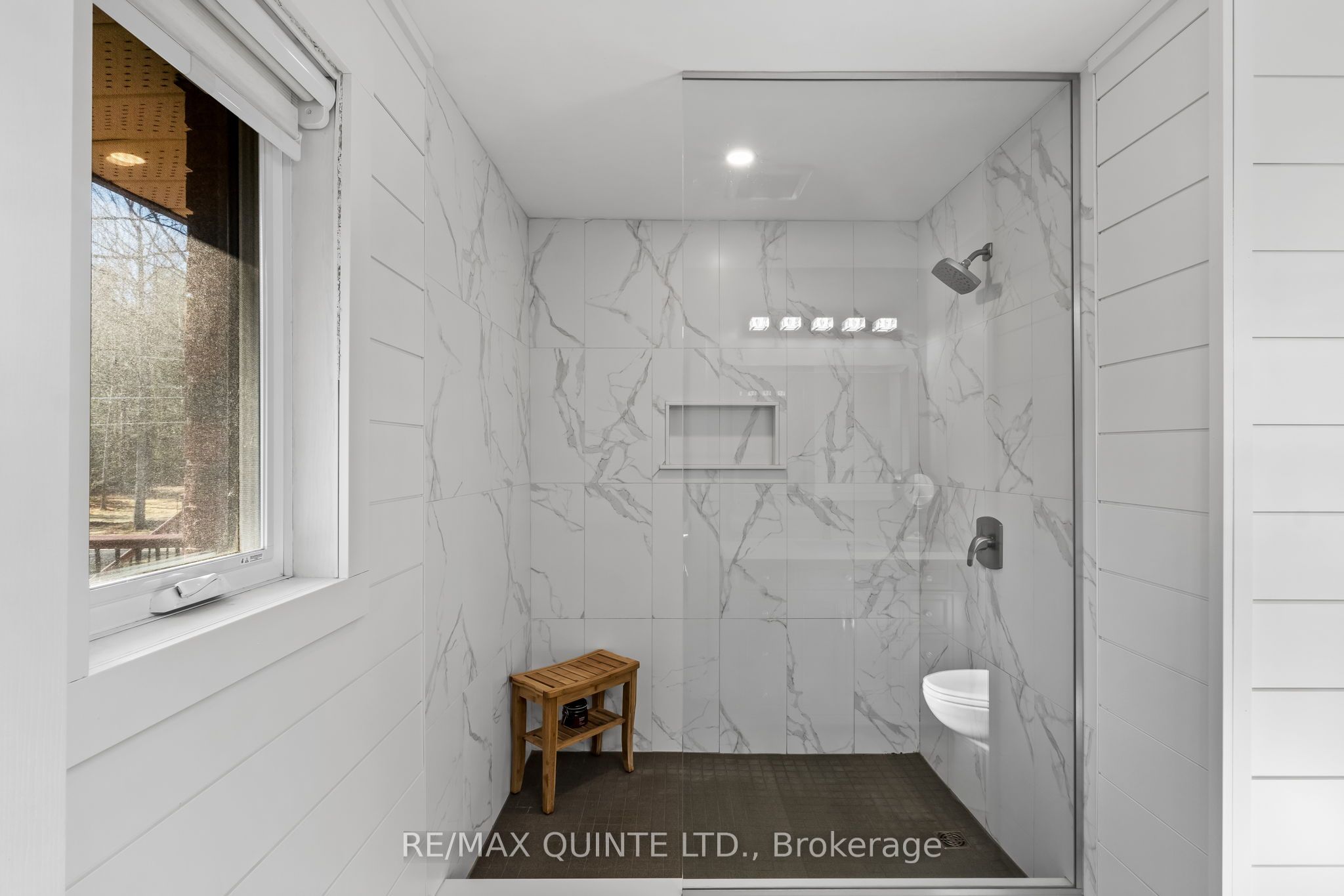 1140 Somerville 3rd Conc. Property Photo 23