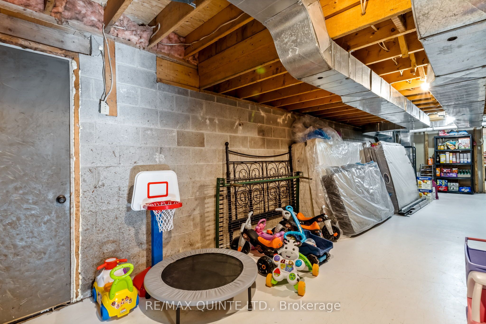 1140 Somerville 3rd Conc. Property Photo 31