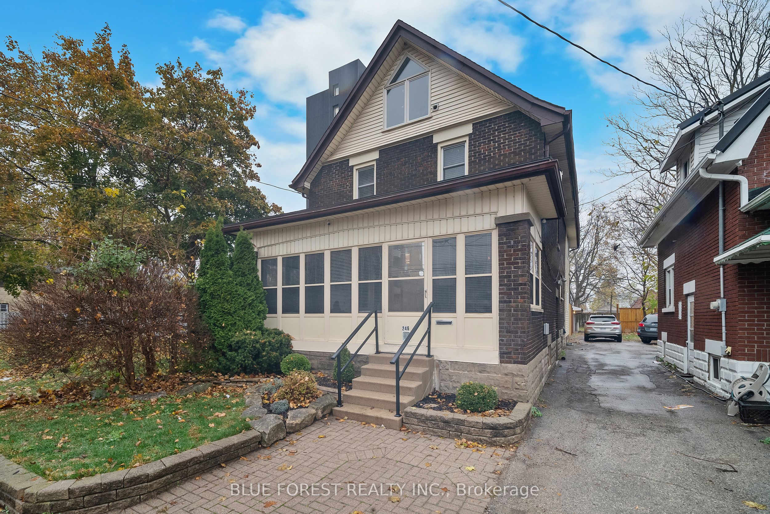 246 Grey Street Property Photo 1
